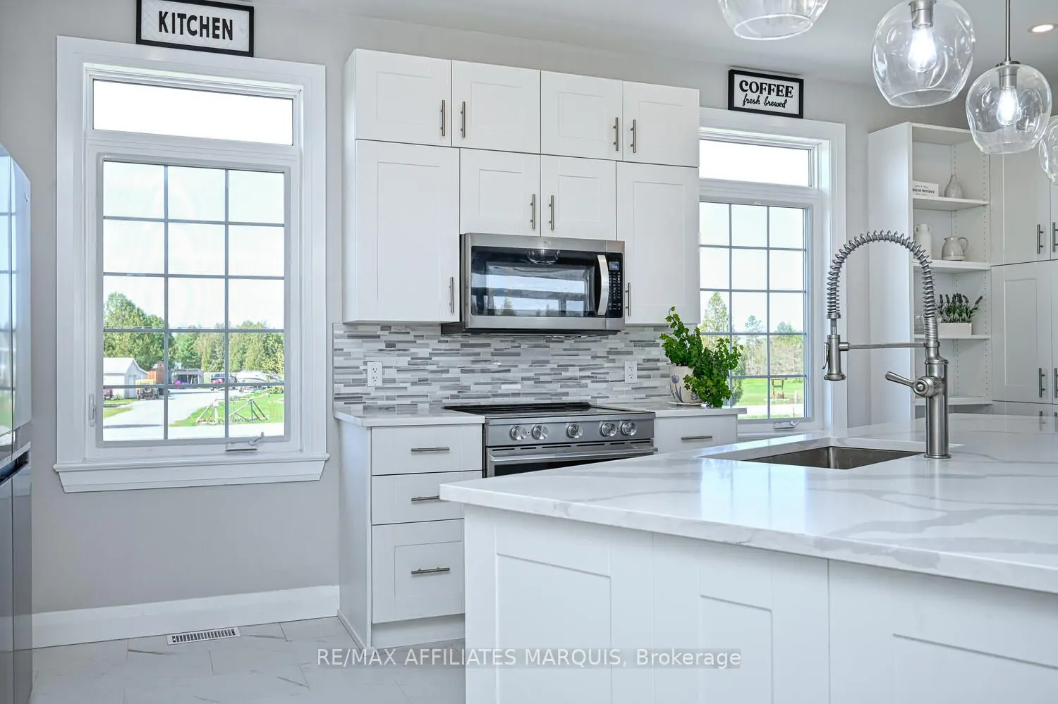 2064 Rosedale Road N