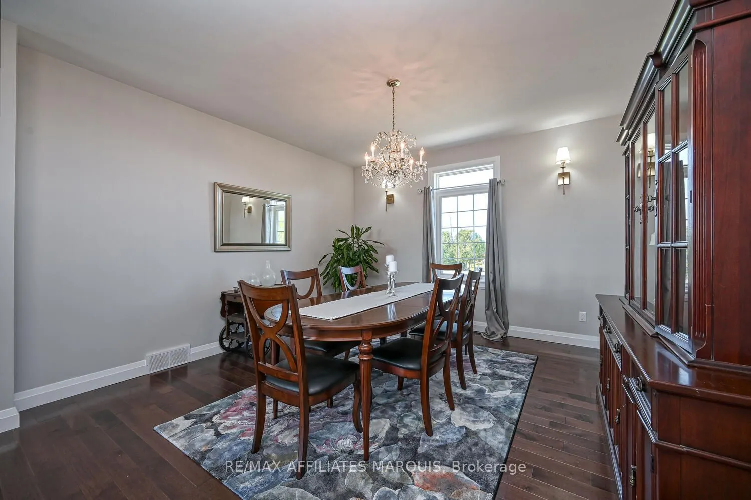 2064 Rosedale Road N