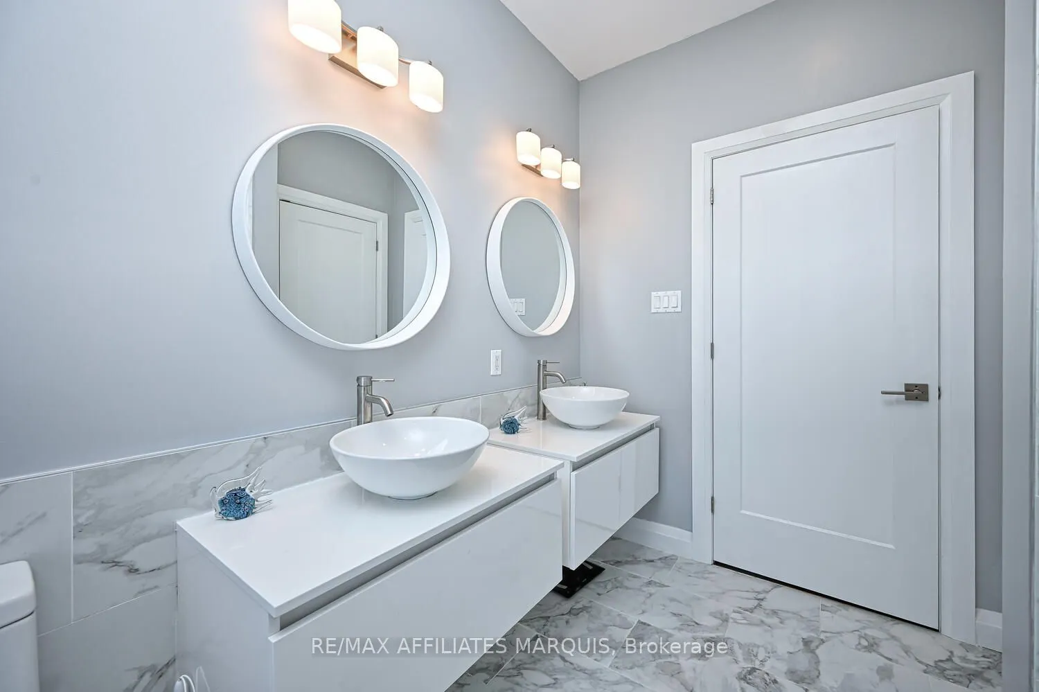 2064 Rosedale Road N