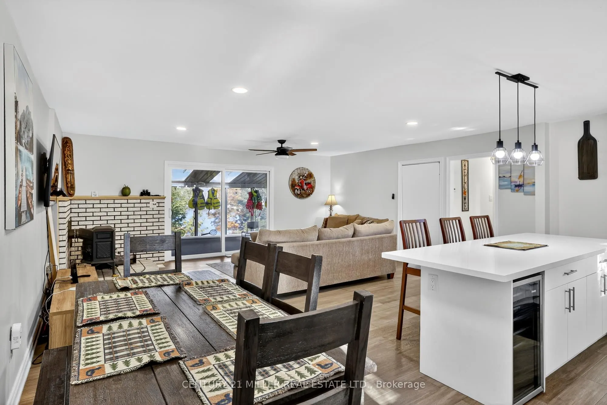 733 Marble Point Road