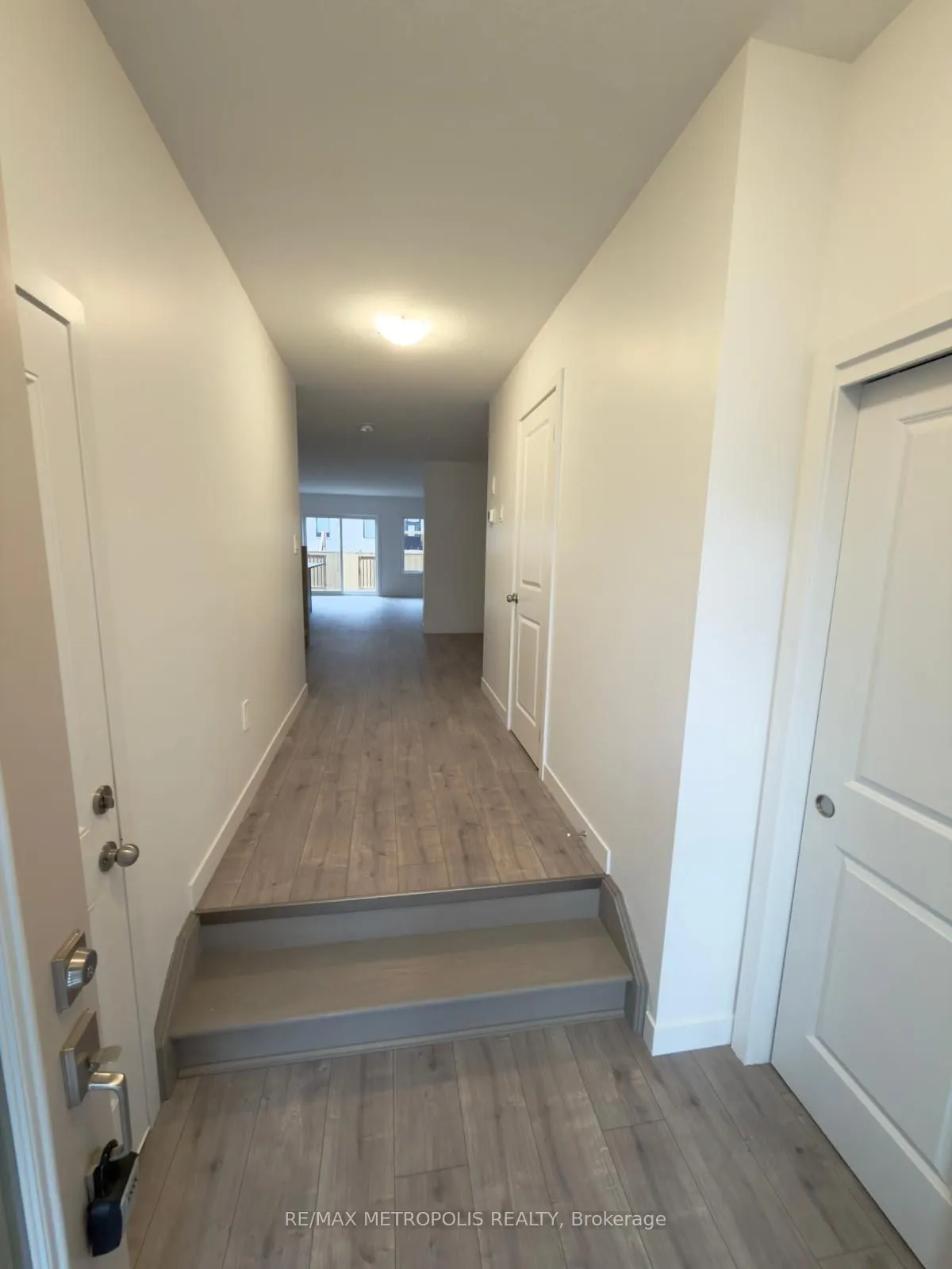 20 OAK FOREST Common