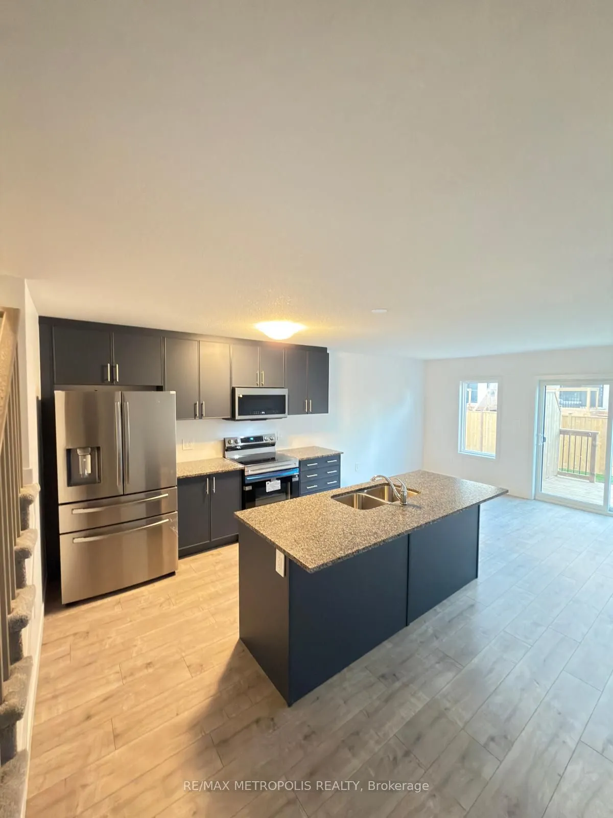 20 OAK FOREST Common