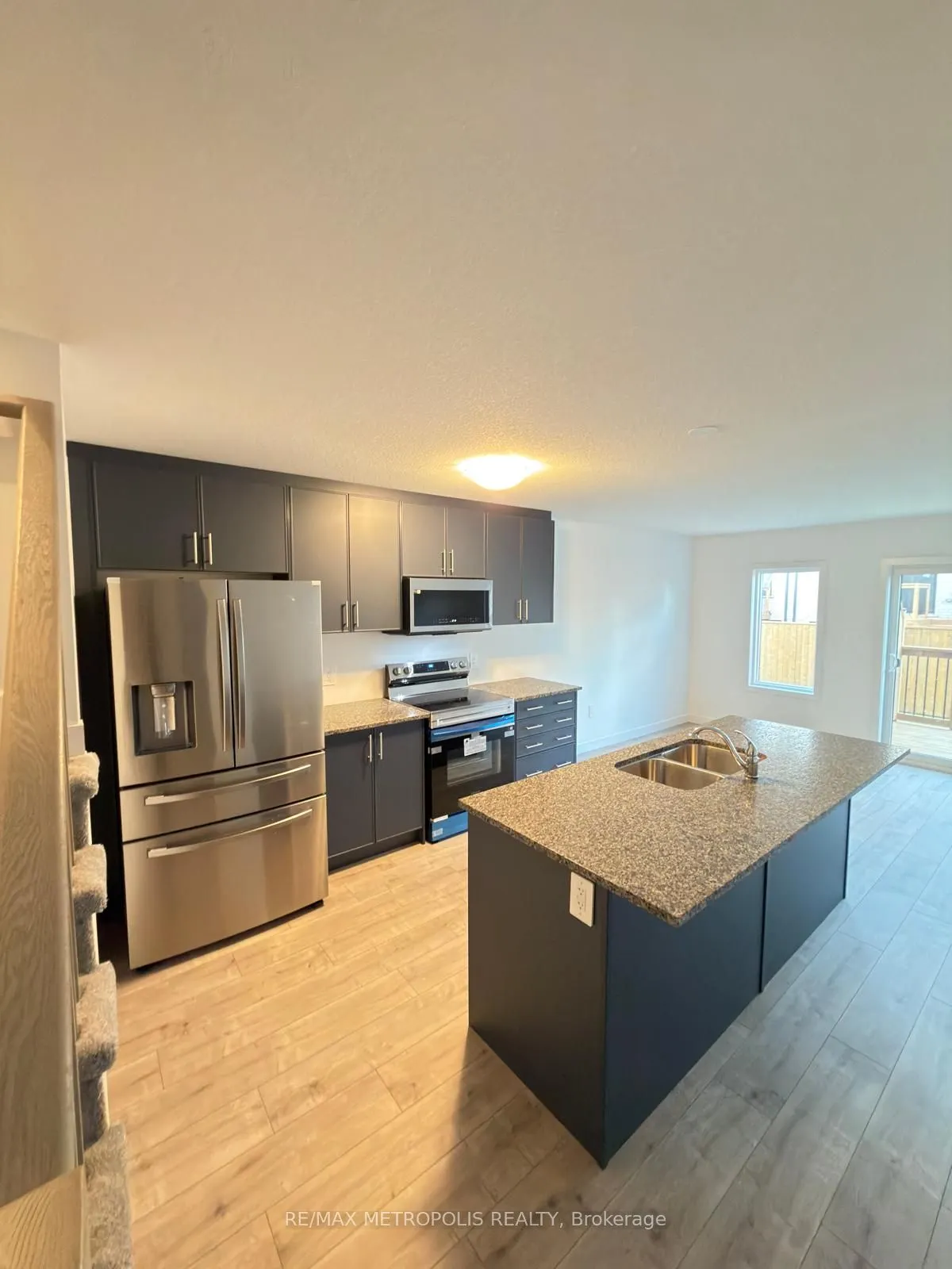 20 OAK FOREST Common