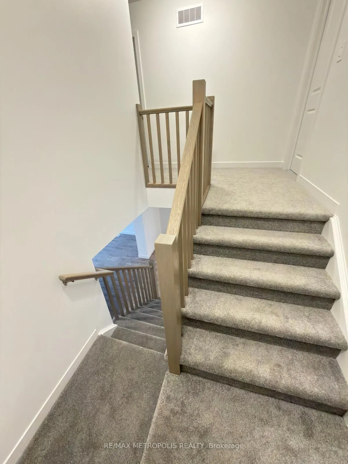 20 OAK FOREST Common