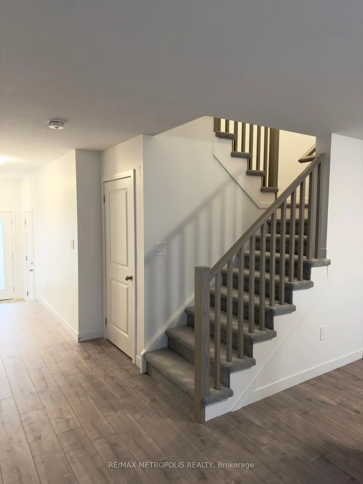 20 OAK FOREST Common