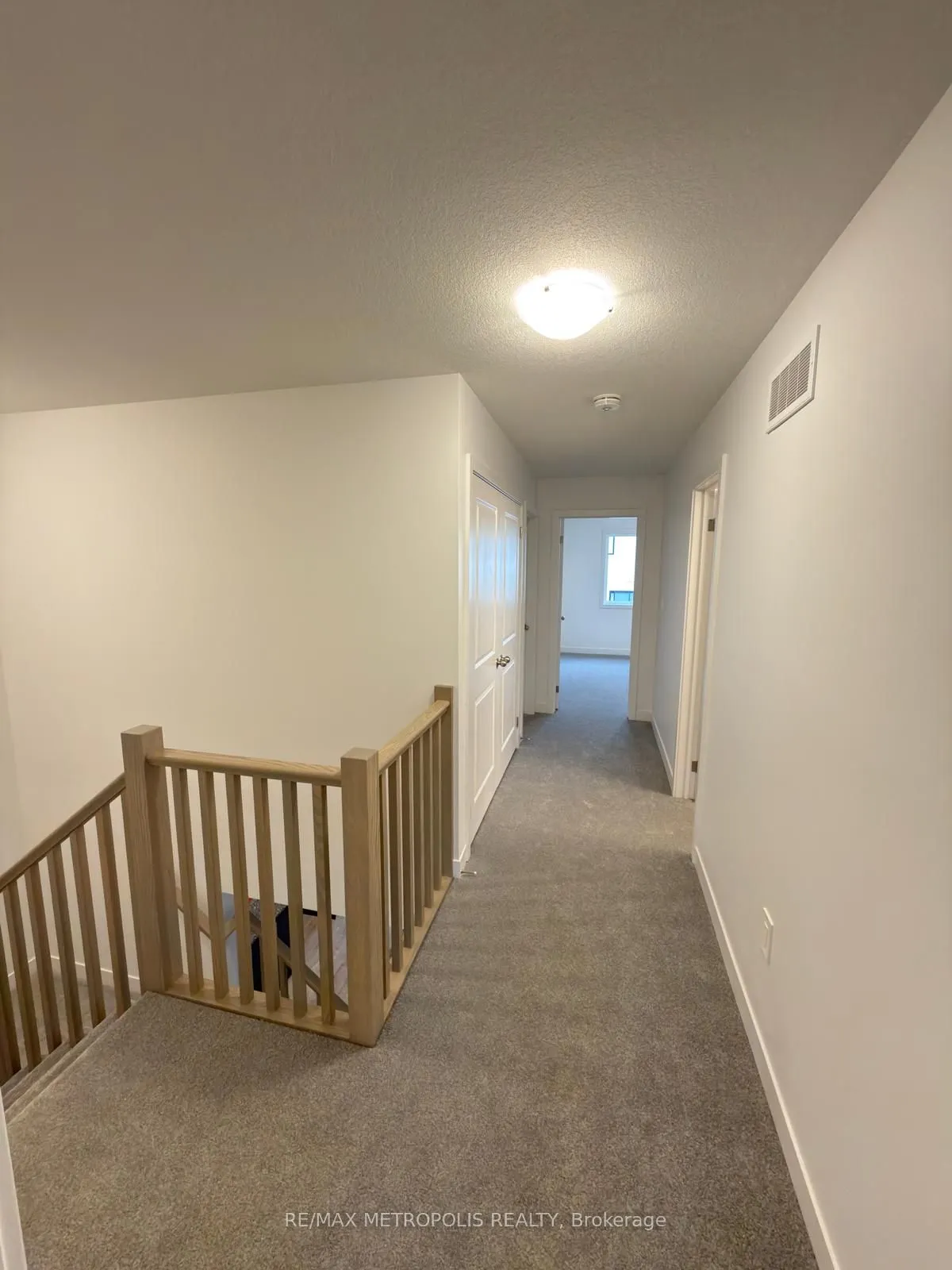 20 OAK FOREST Common