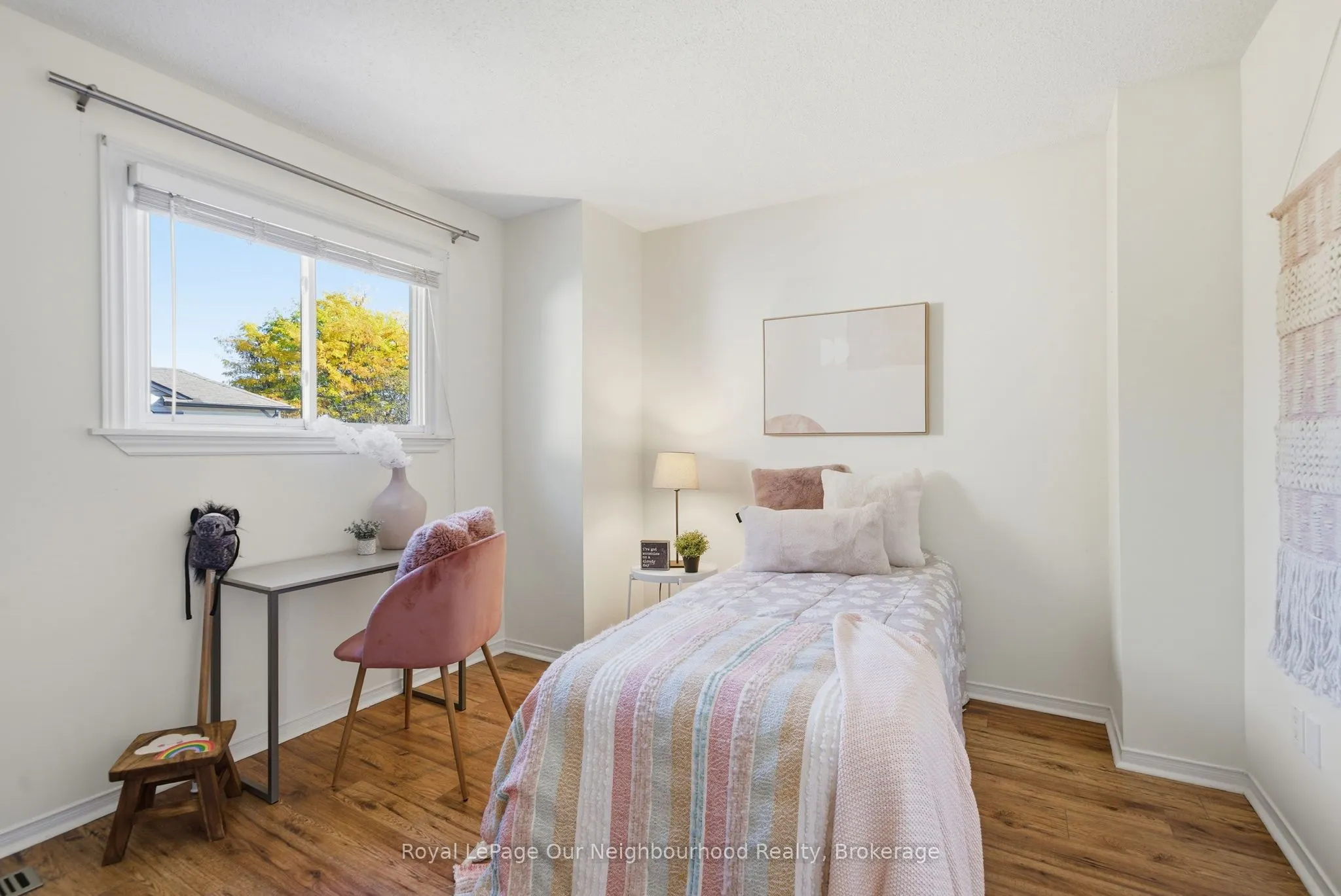 719 Daintry Crescent