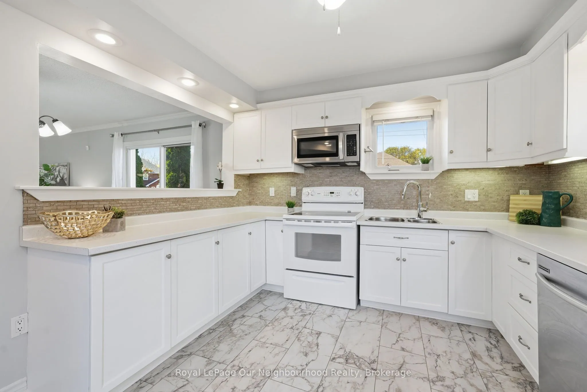 719 Daintry Crescent