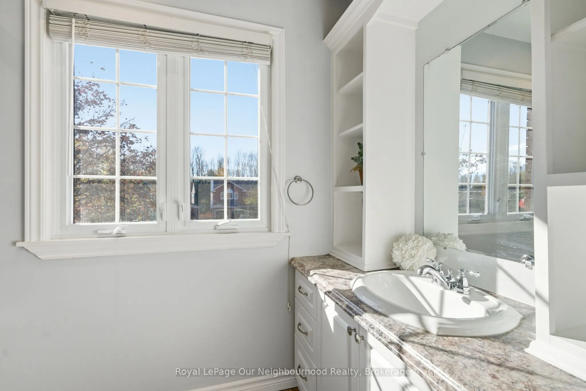 719 Daintry Crescent