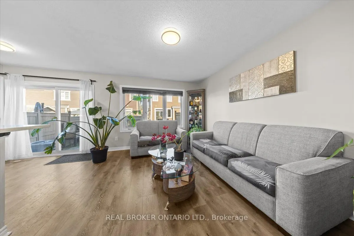 504 Broadleaf Street