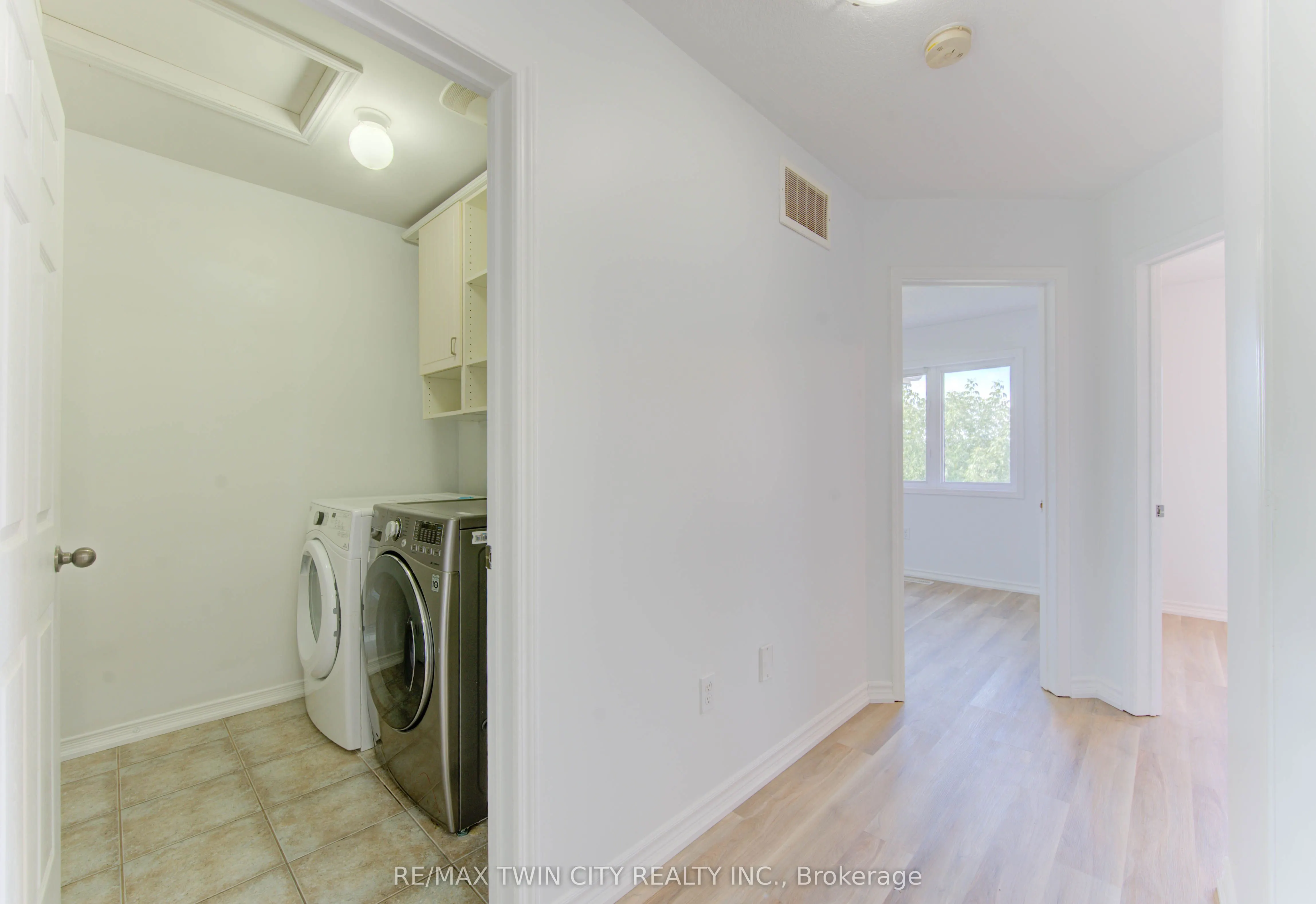 82 Trowbridge Street