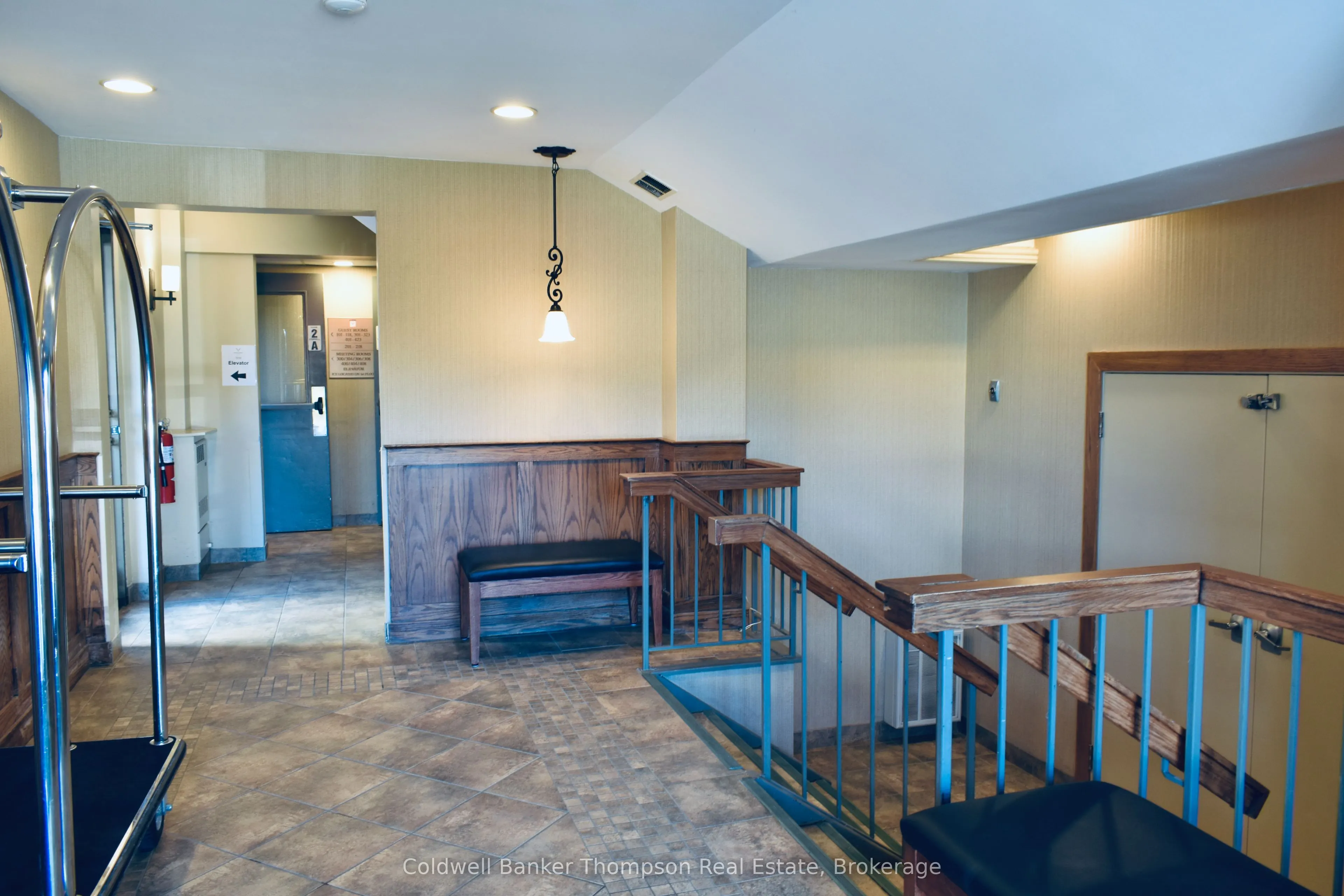 312 - Bayshore Deerhurst Drive, #312