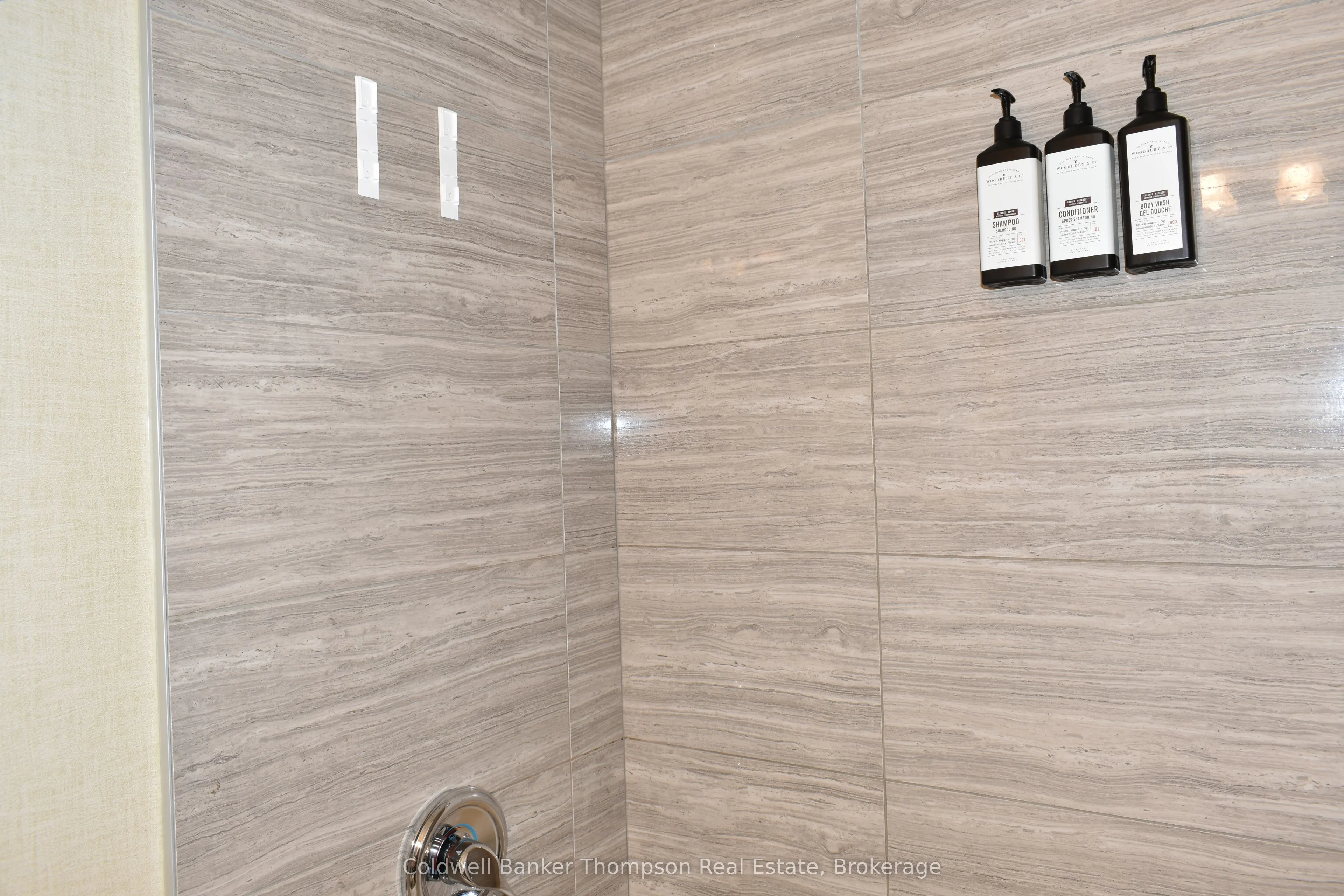 312 - Bayshore Deerhurst Drive, #312