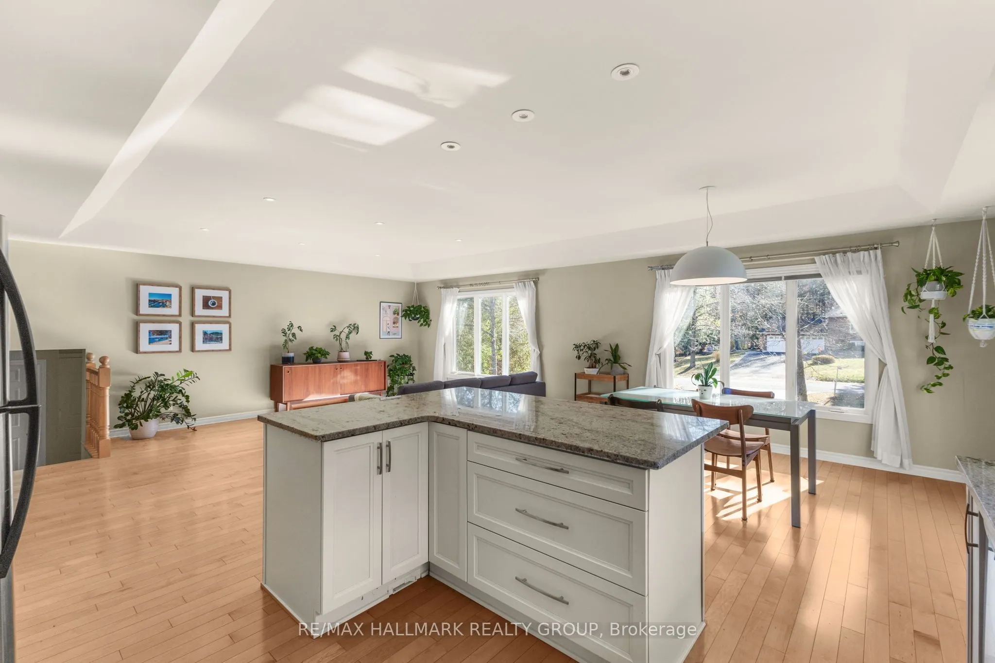 2605 Pierrette Drive