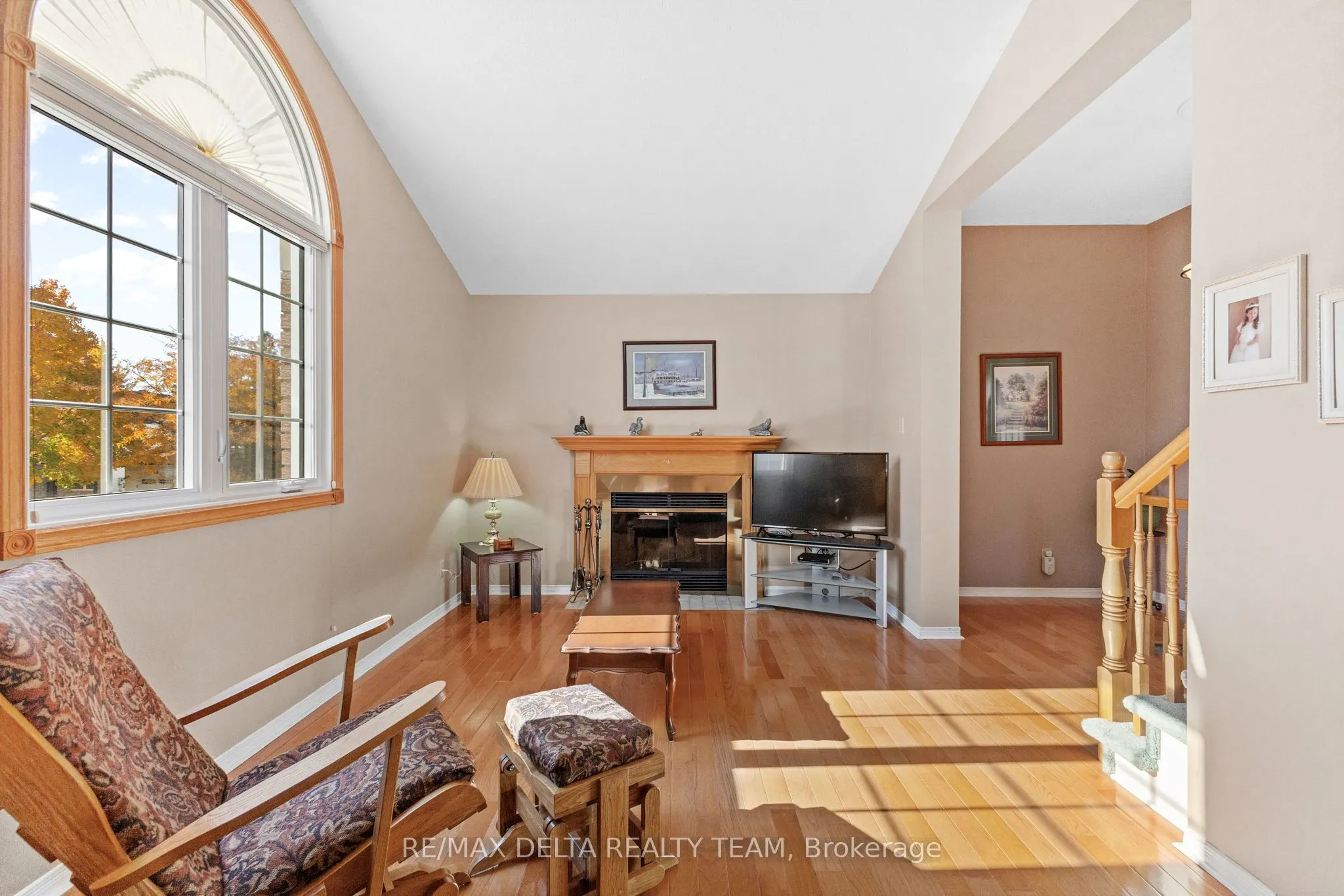 6565 DES CHOUETTES Lane