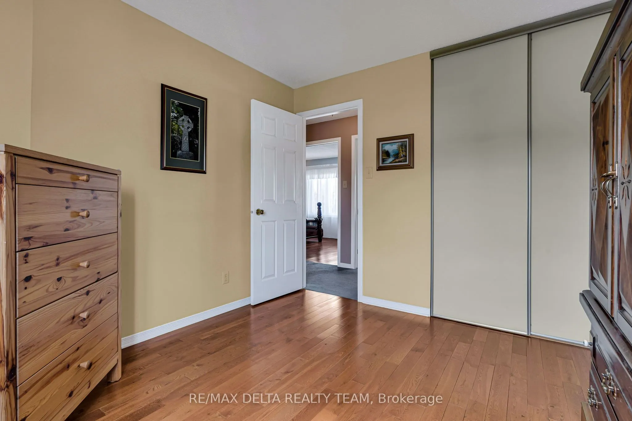 6565 DES CHOUETTES Lane