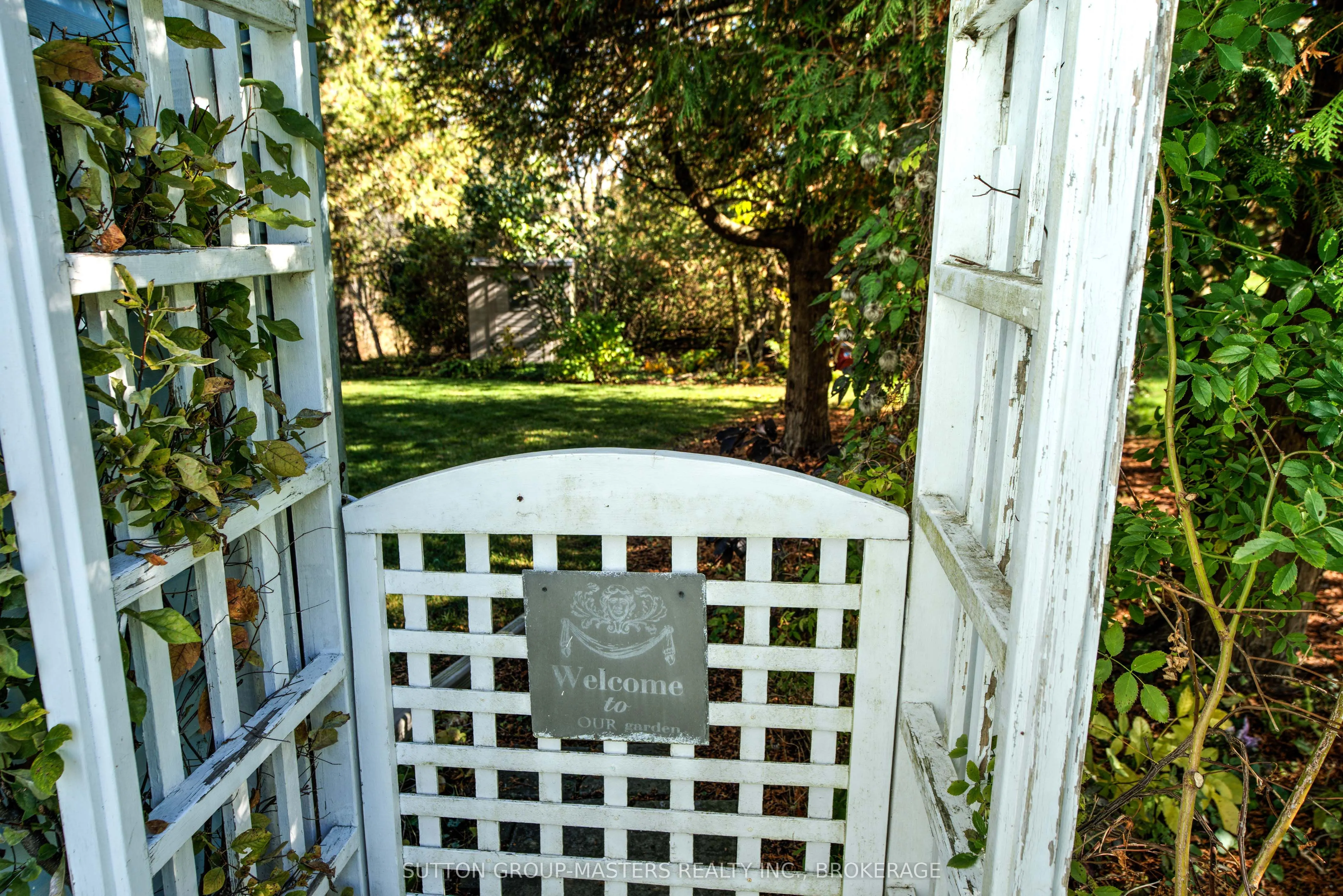 17 Country Club Drive, #Country Cl