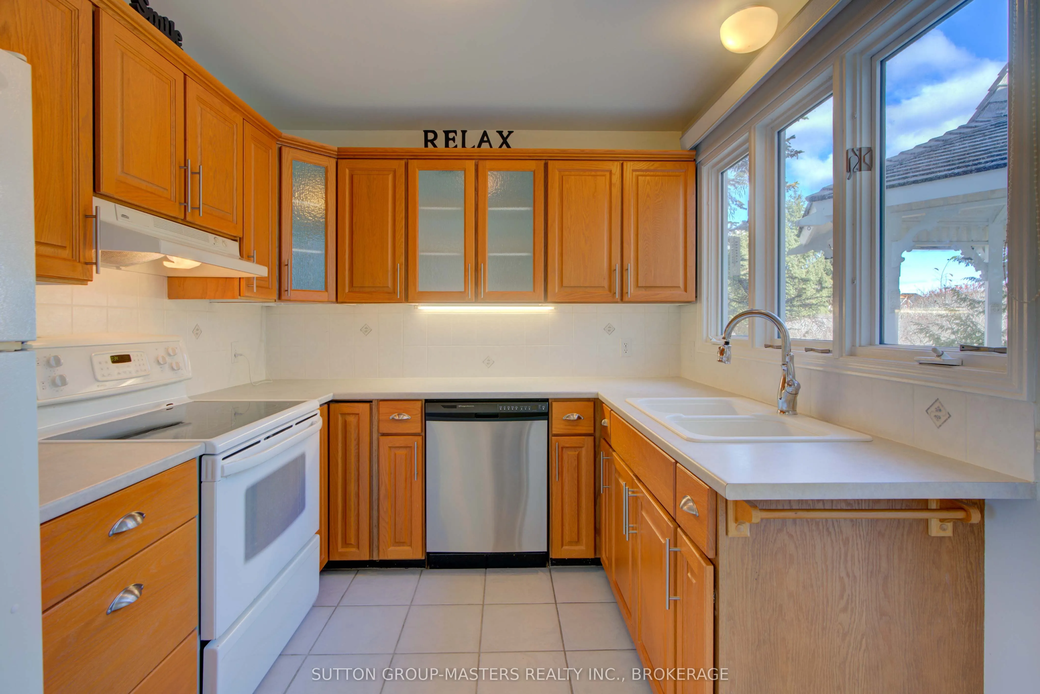 17 Country Club Drive, #Country Cl