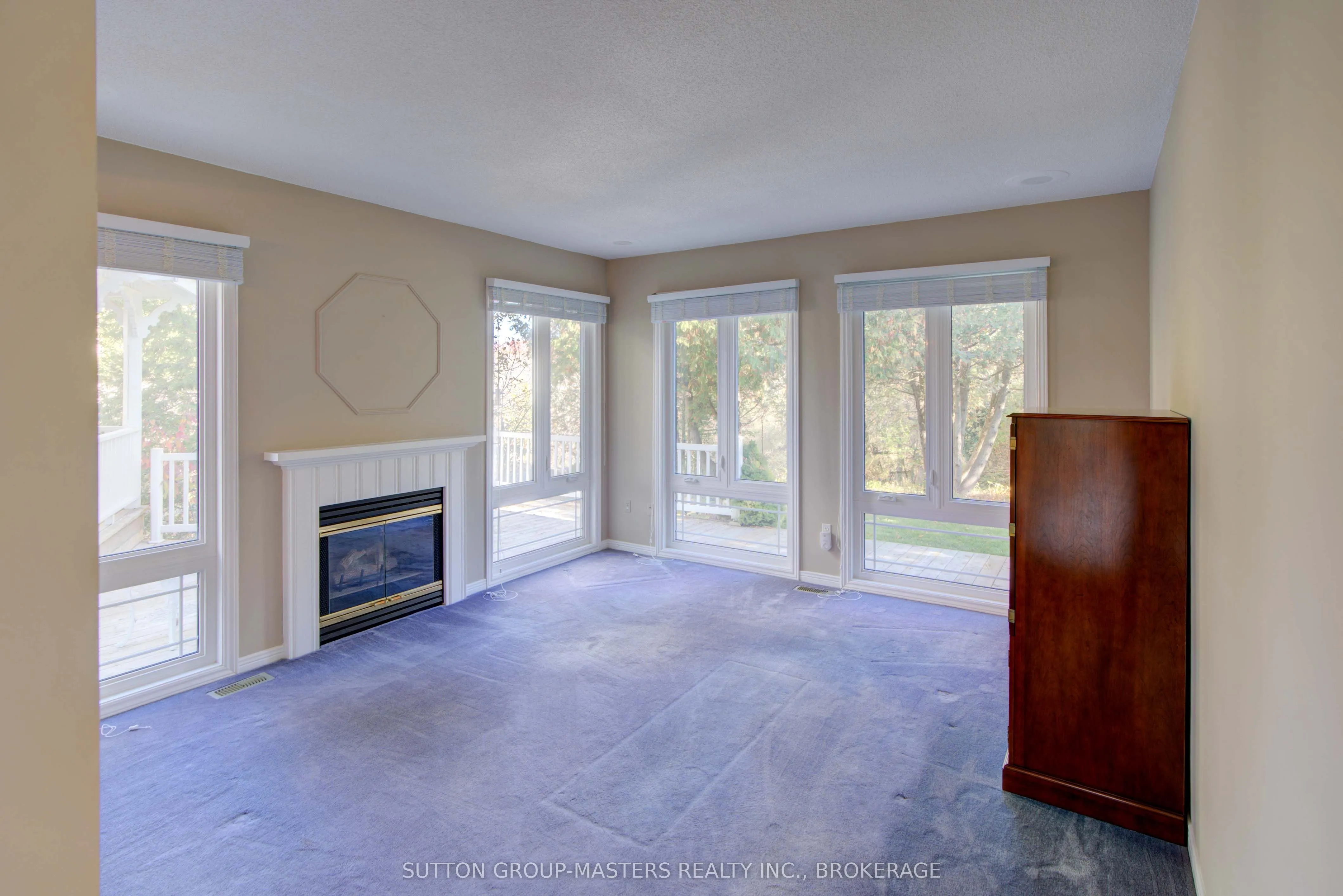 17 Country Club Drive, #Country Cl