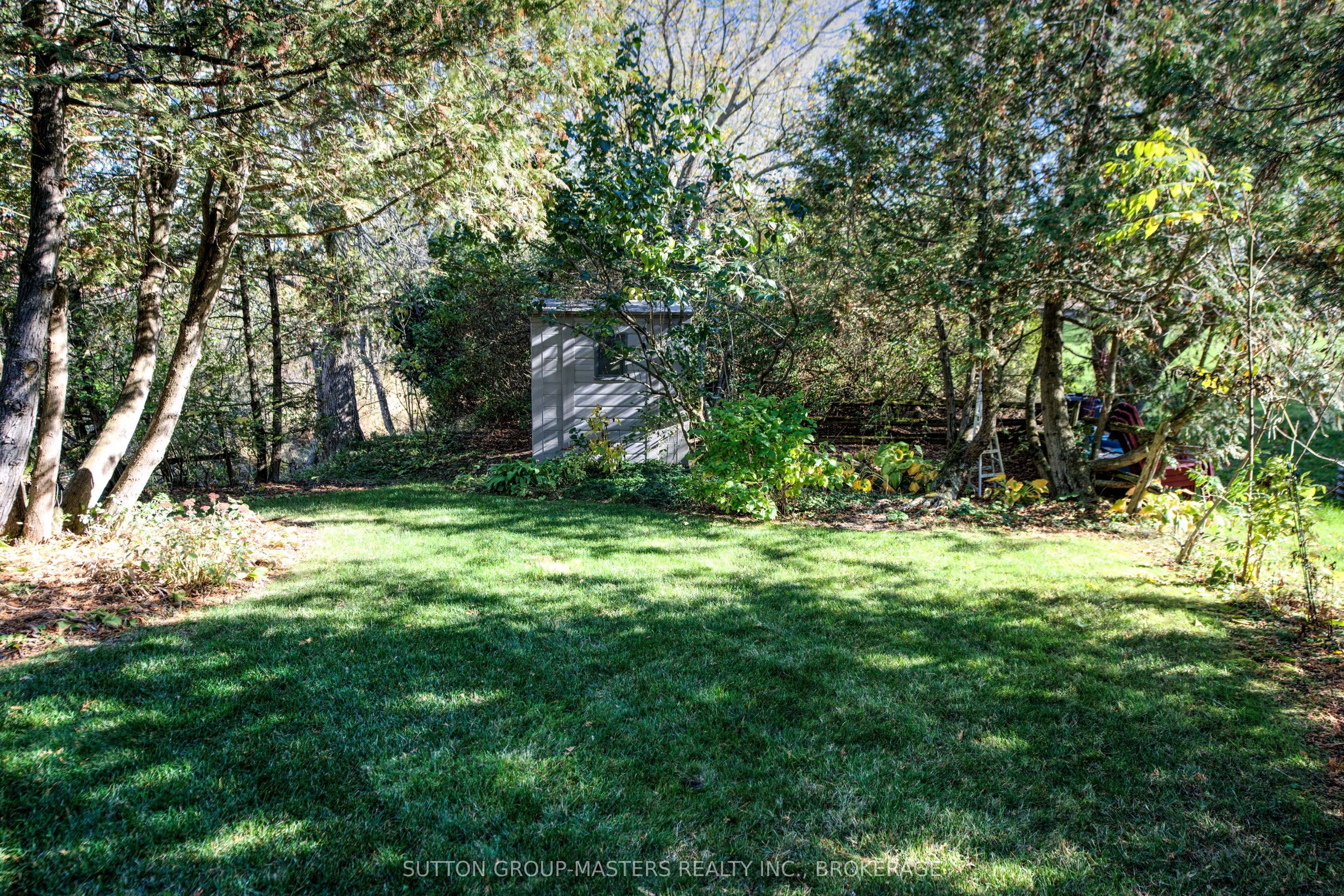 17 Country Club Drive, #Country Cl