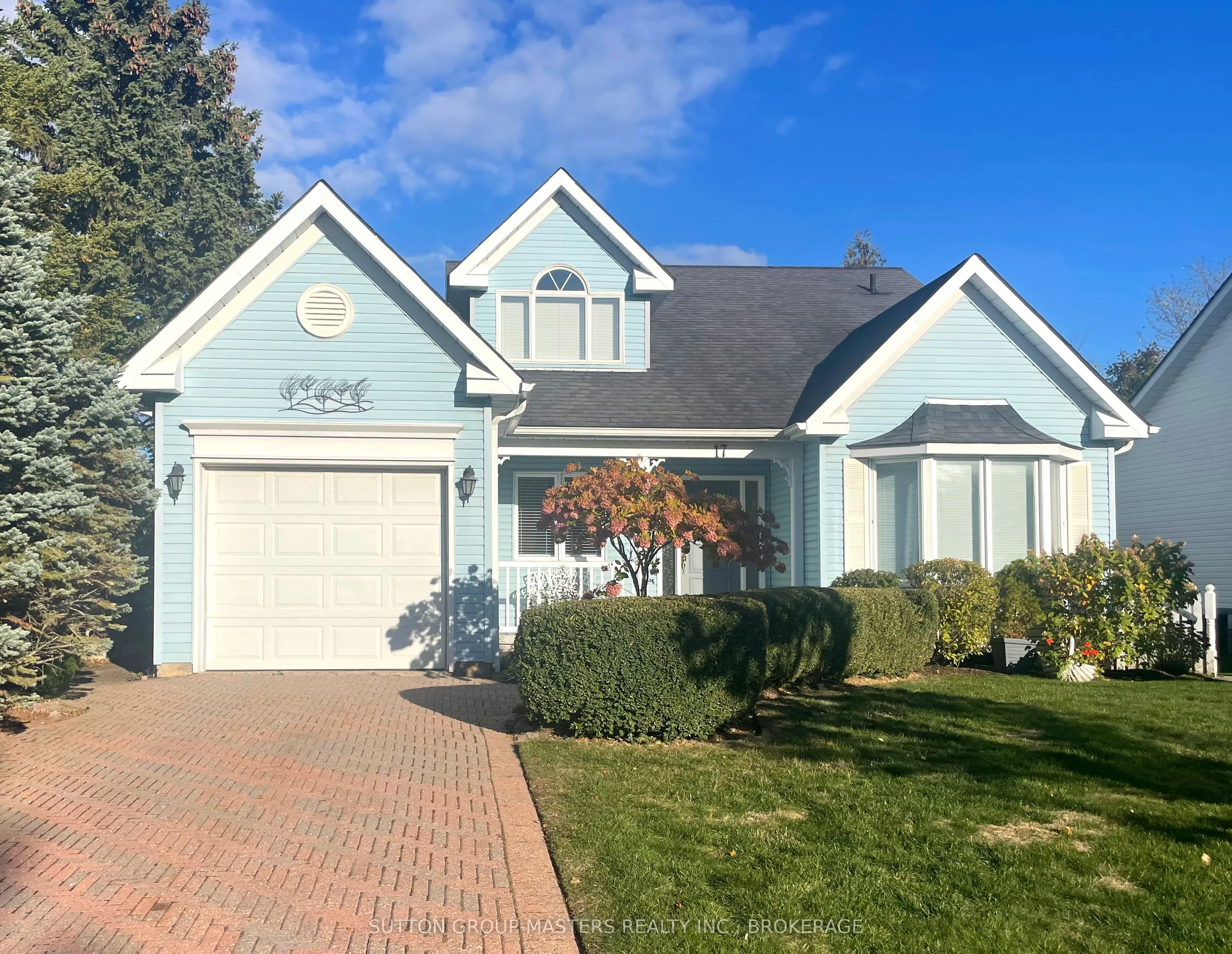 17 Country Club Drive, #Country Cl