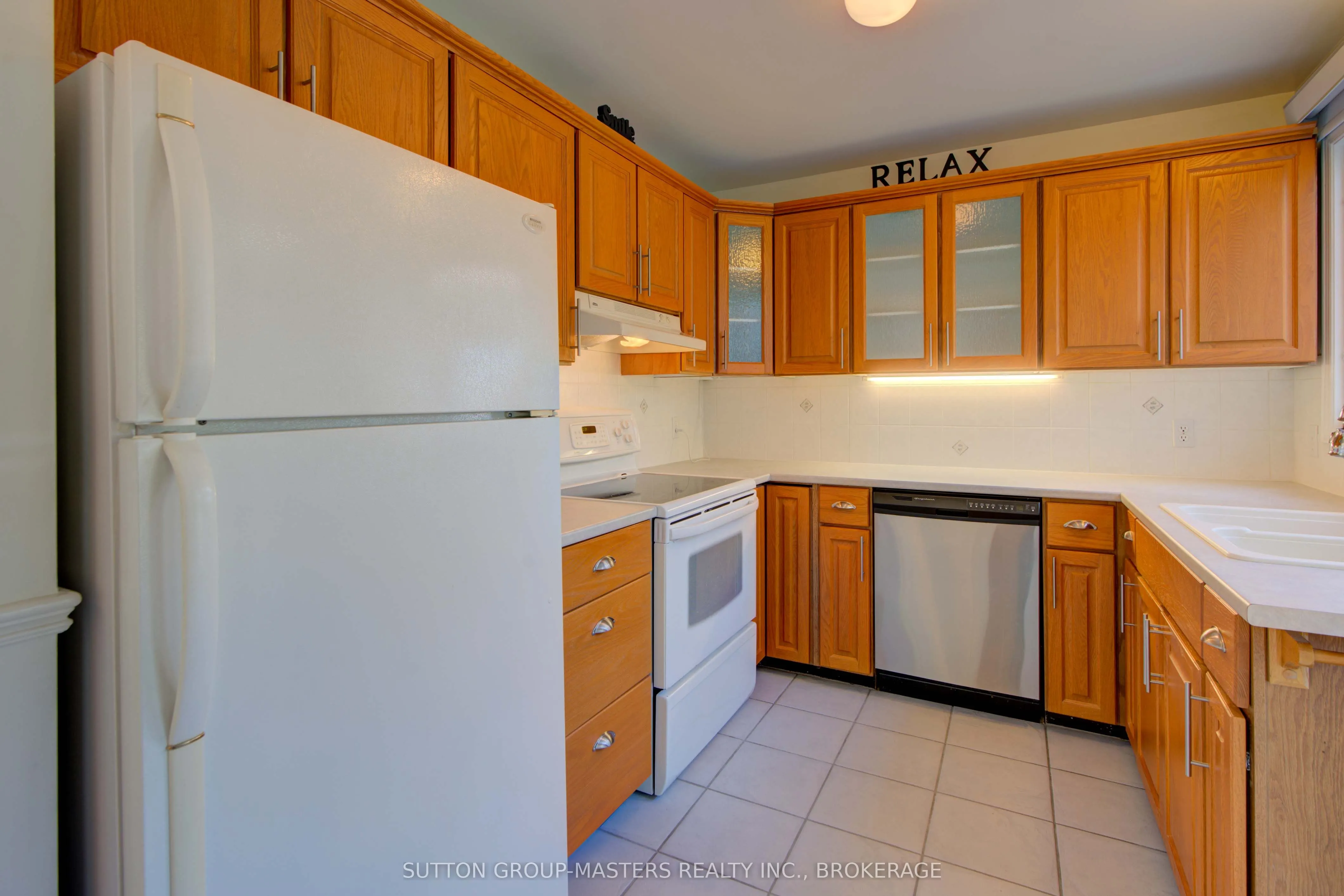 17 Country Club Drive, #Country Cl