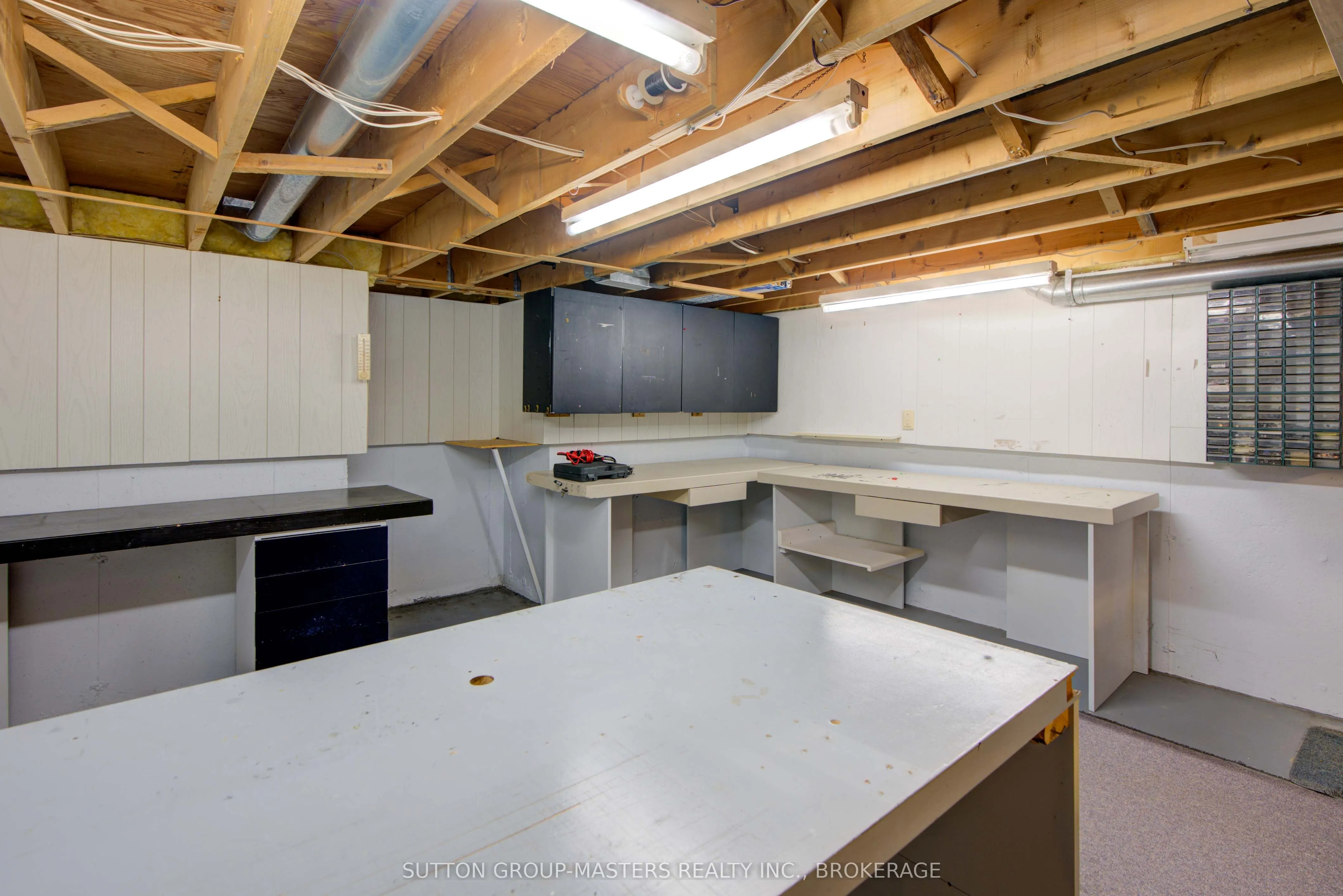 17 Country Club Drive, #Country Cl