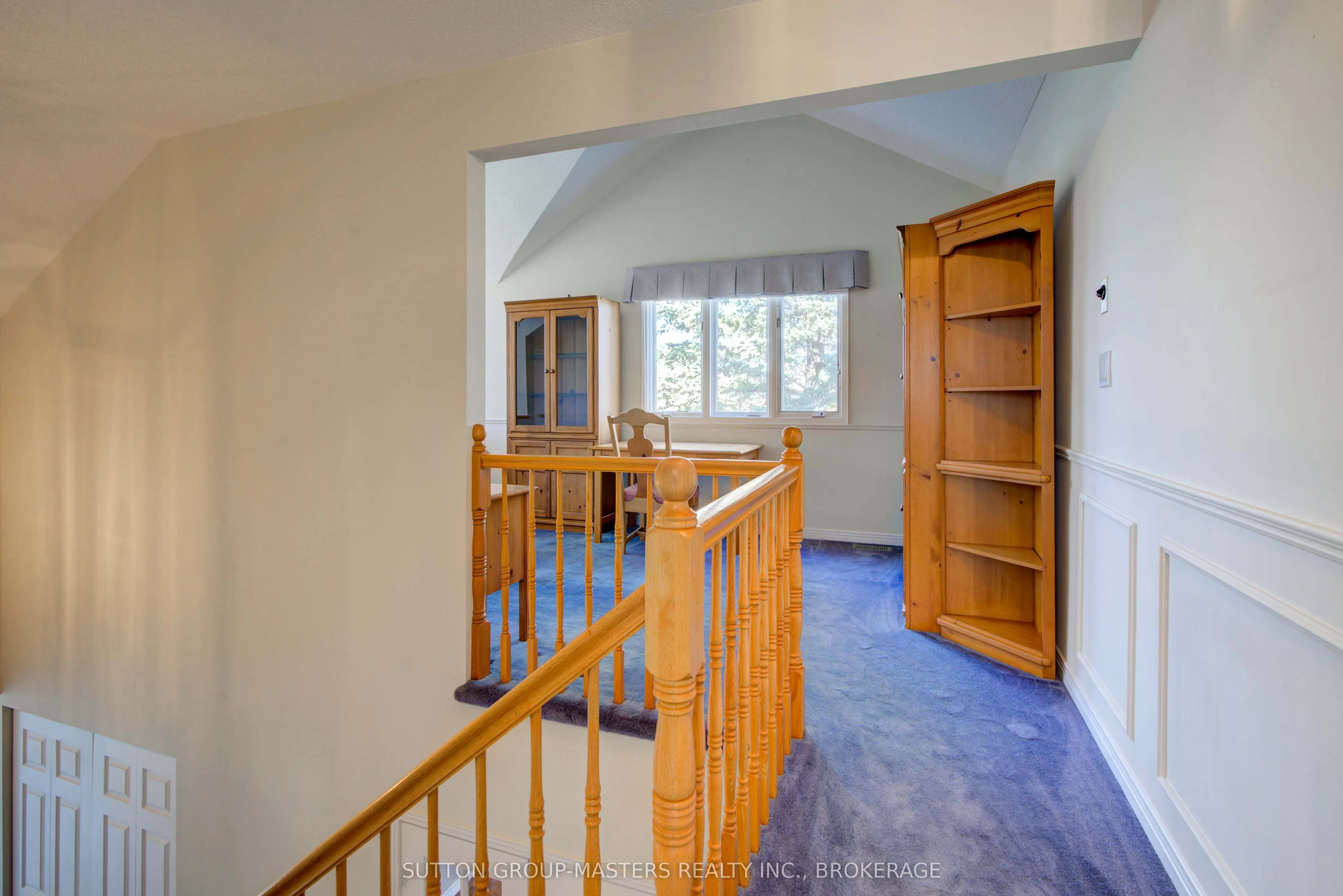 17 Country Club Drive, #Country Cl