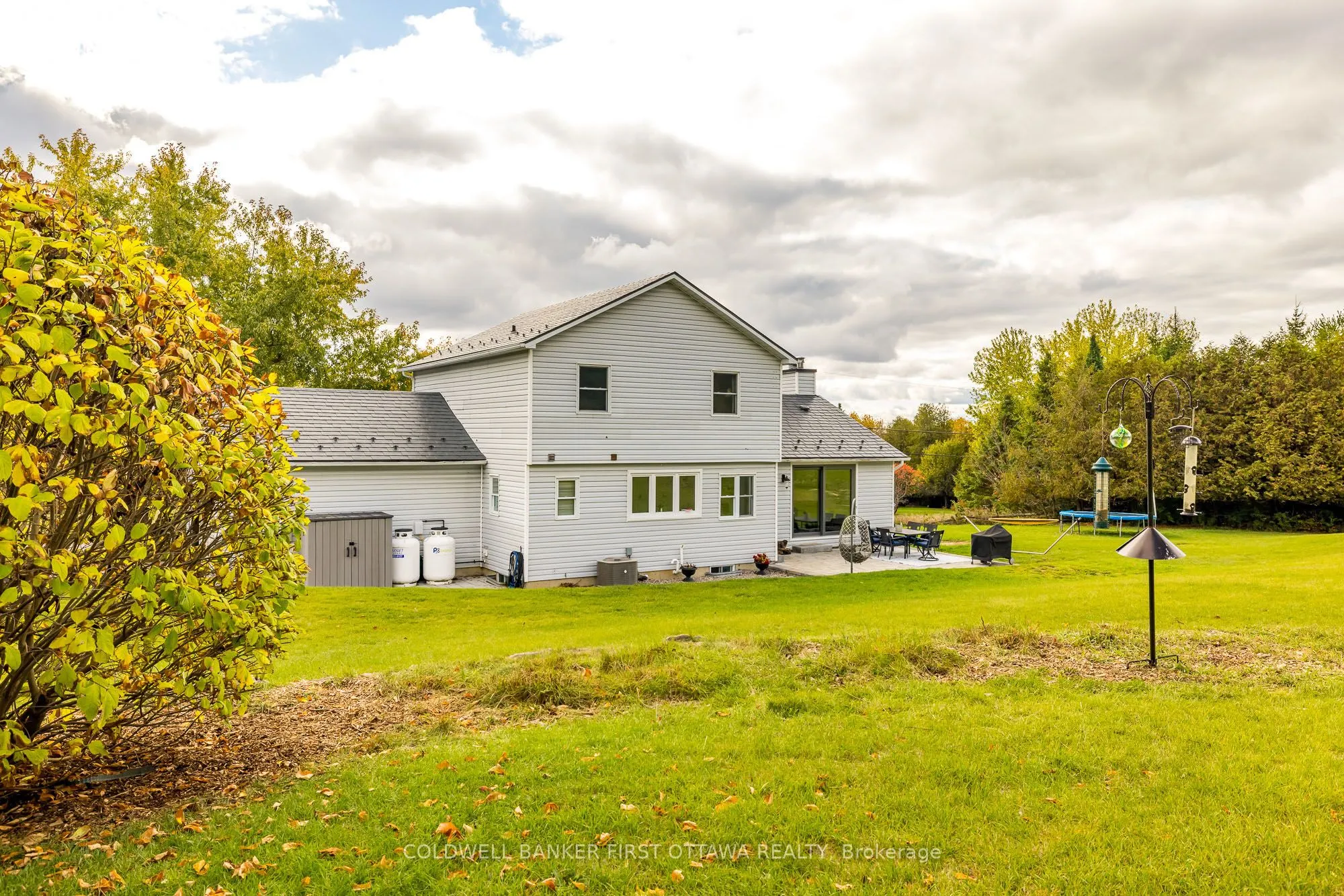 100 MANION HEIGHTS Crescent