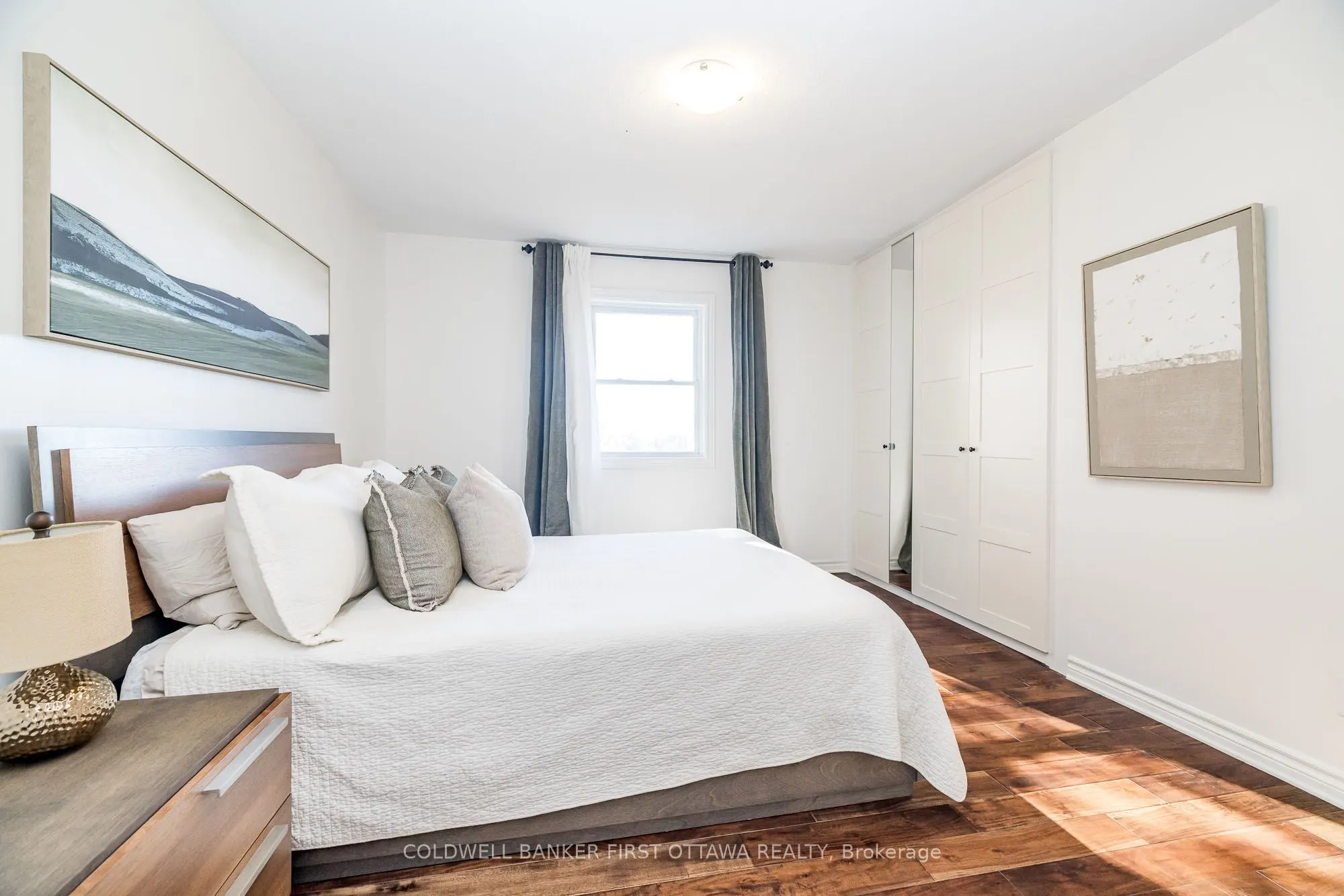 100 MANION HEIGHTS Crescent