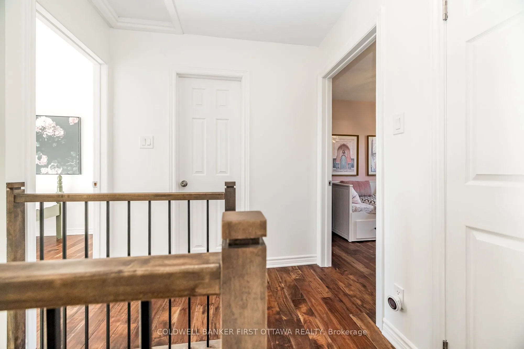 100 MANION HEIGHTS Crescent