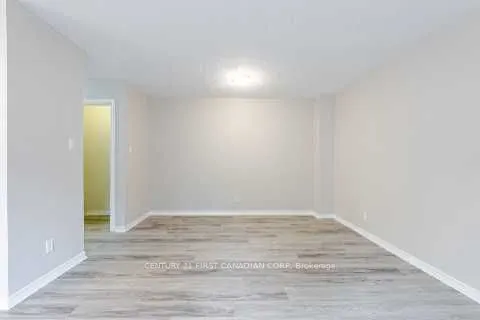 360 Homestead Court, #8