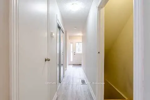 360 Homestead Court, #8