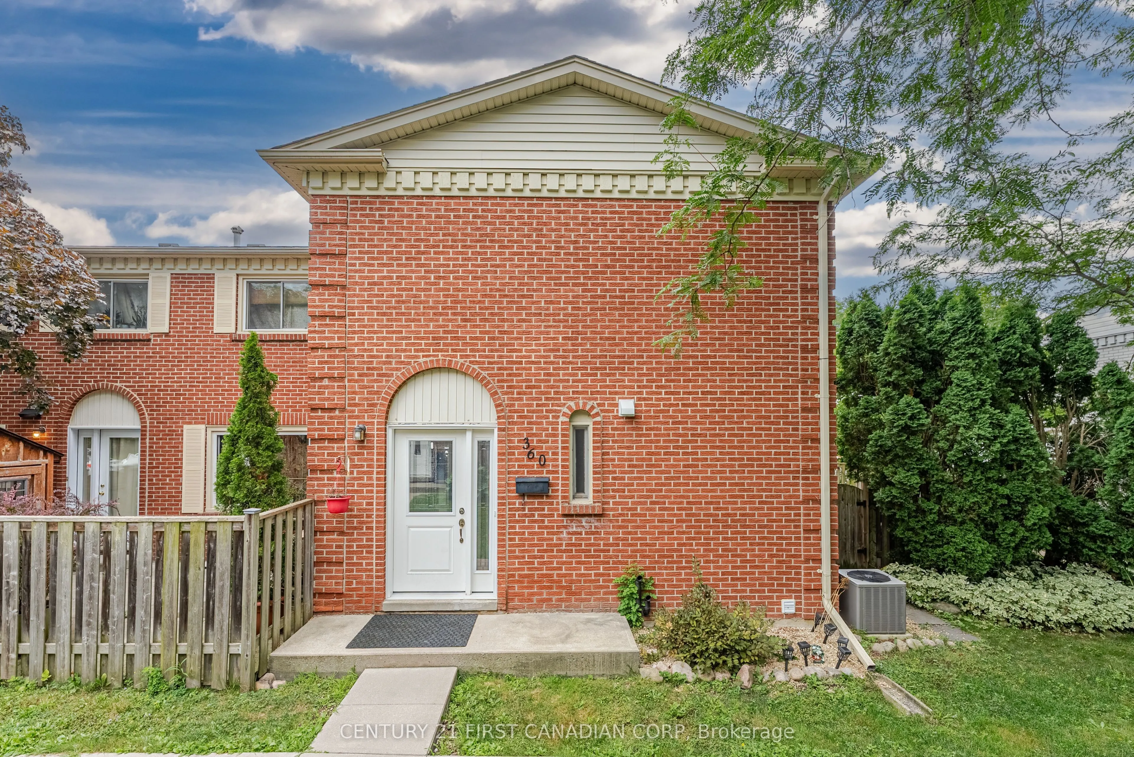 360 Homestead Court, #8