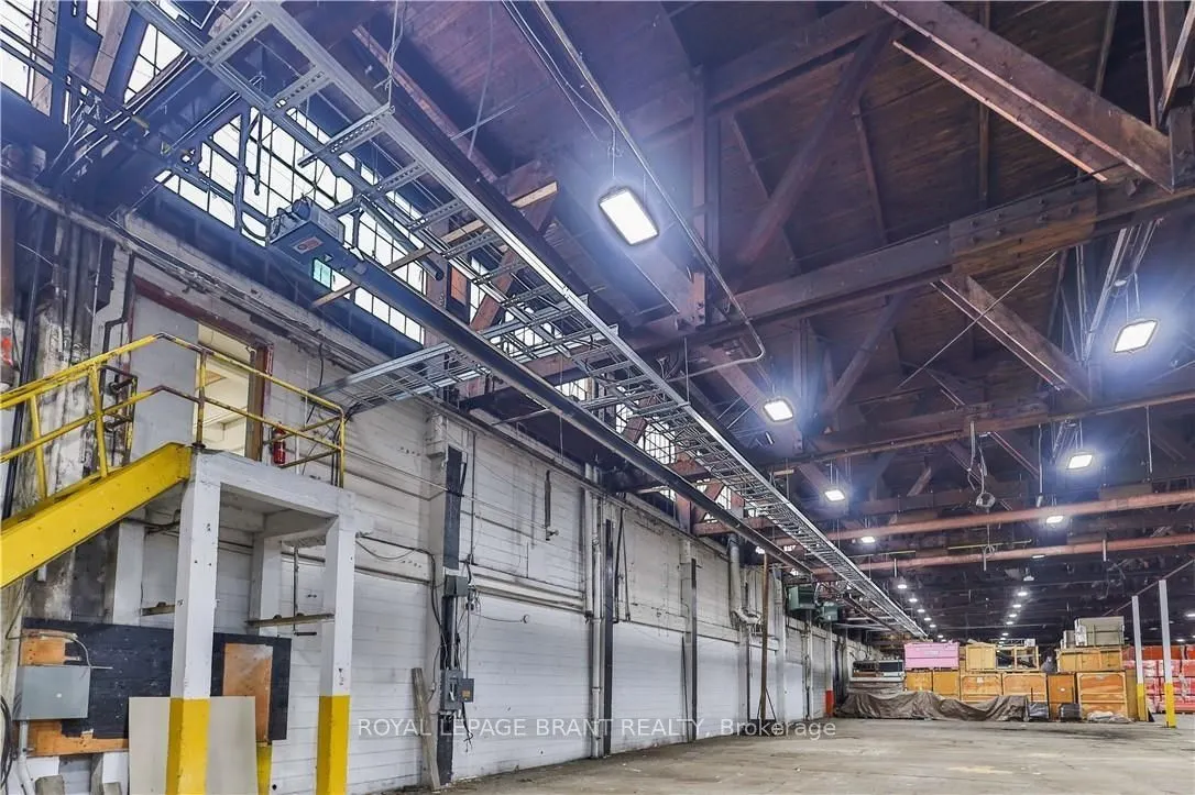 148 Mohawk Street, #B