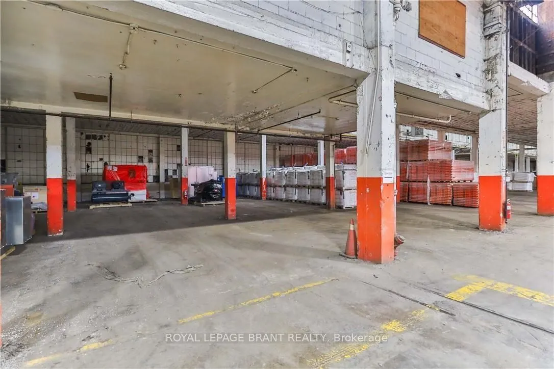 148 Mohawk Street, #B