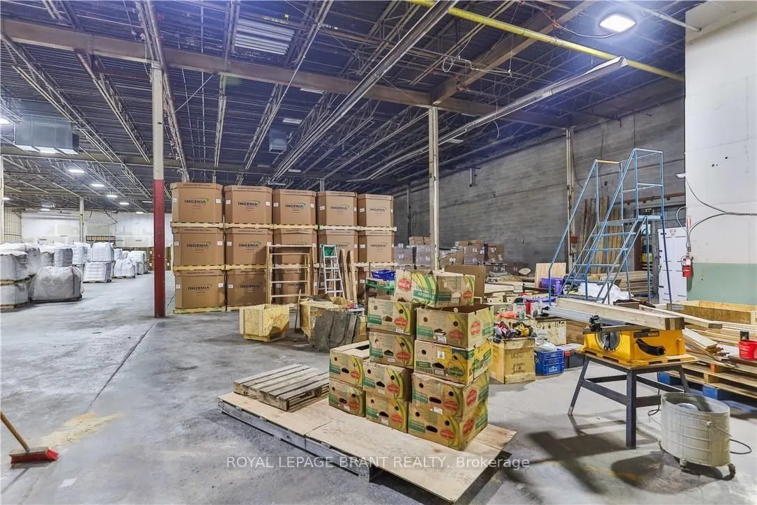 148 Mohawk Street, #B