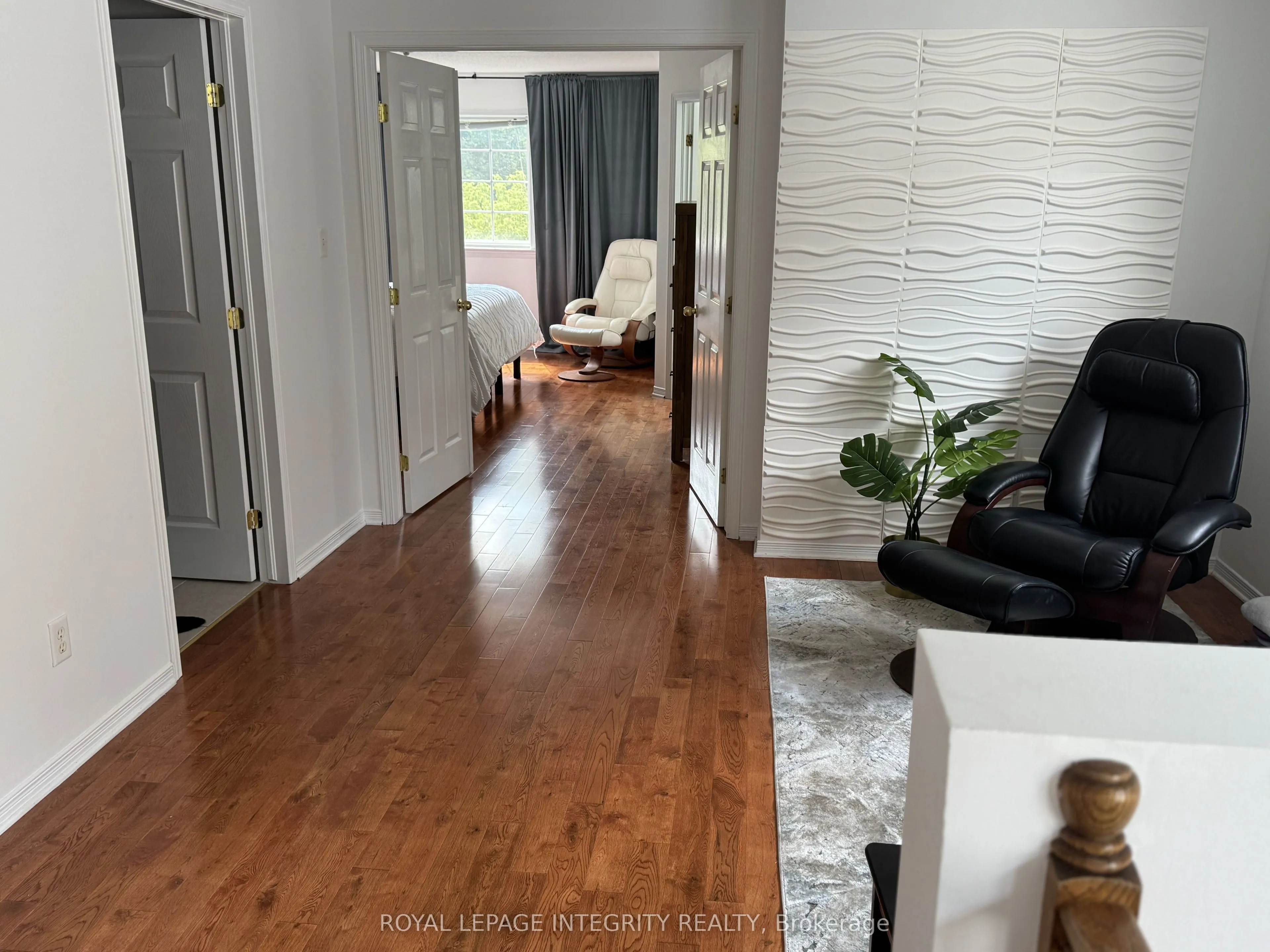 374 Wisteria Crescent