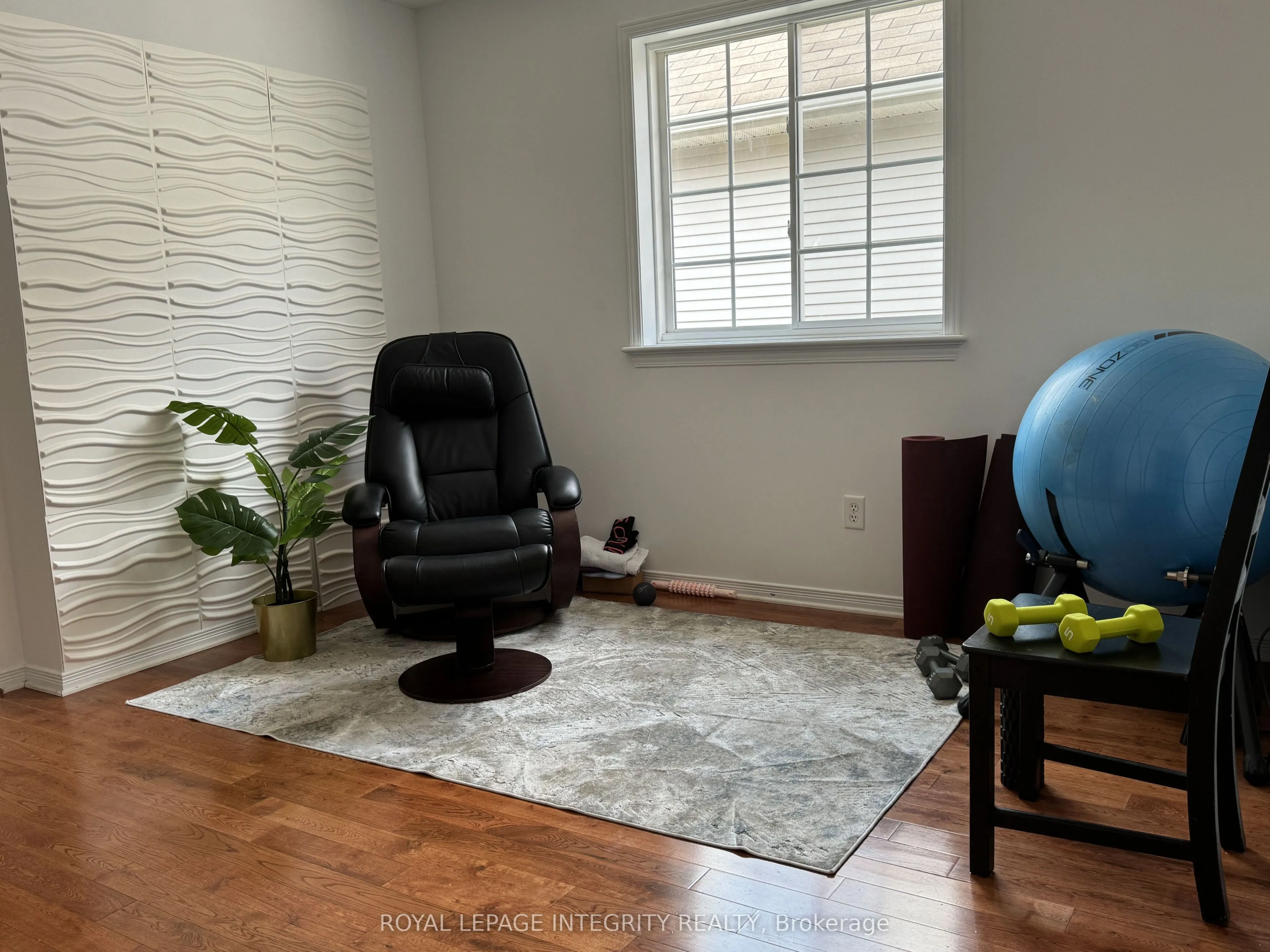 374 Wisteria Crescent