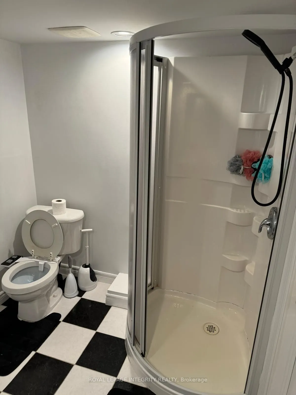 374 Wisteria Crescent