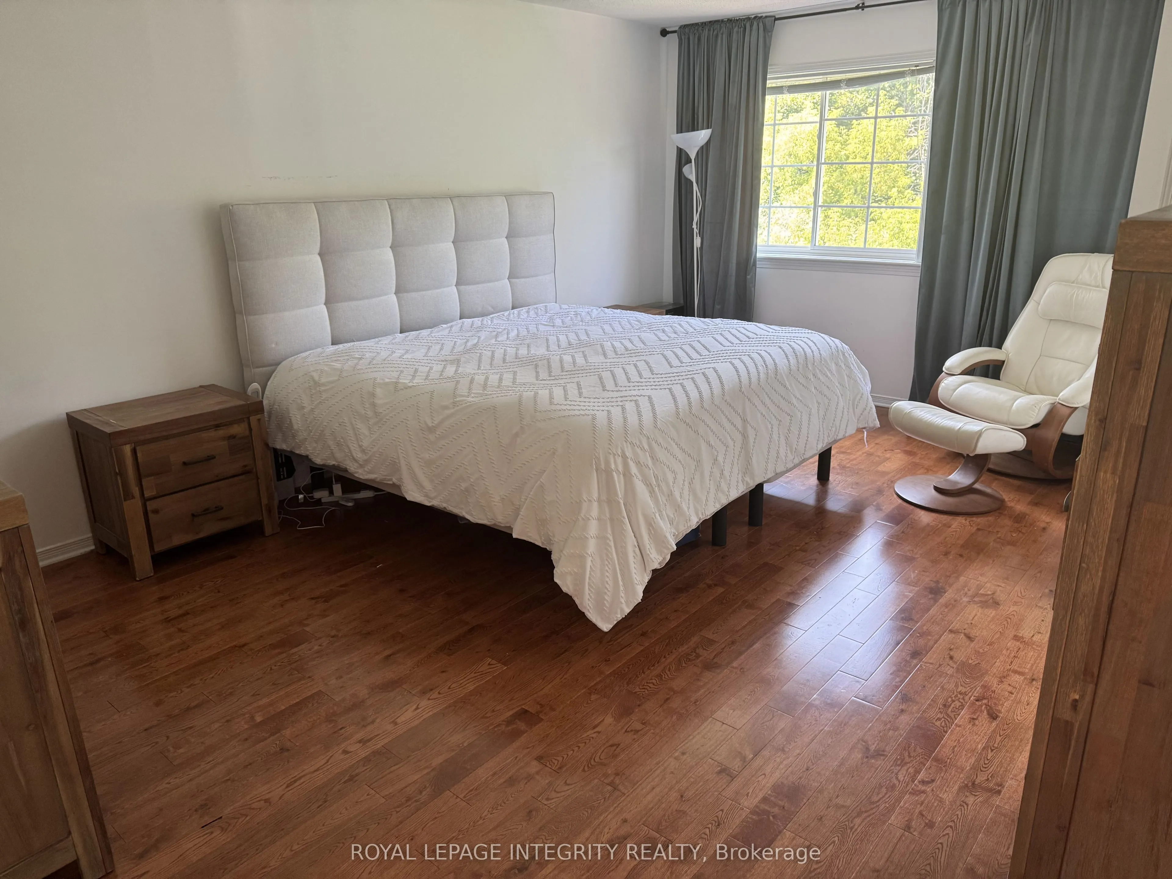 374 Wisteria Crescent