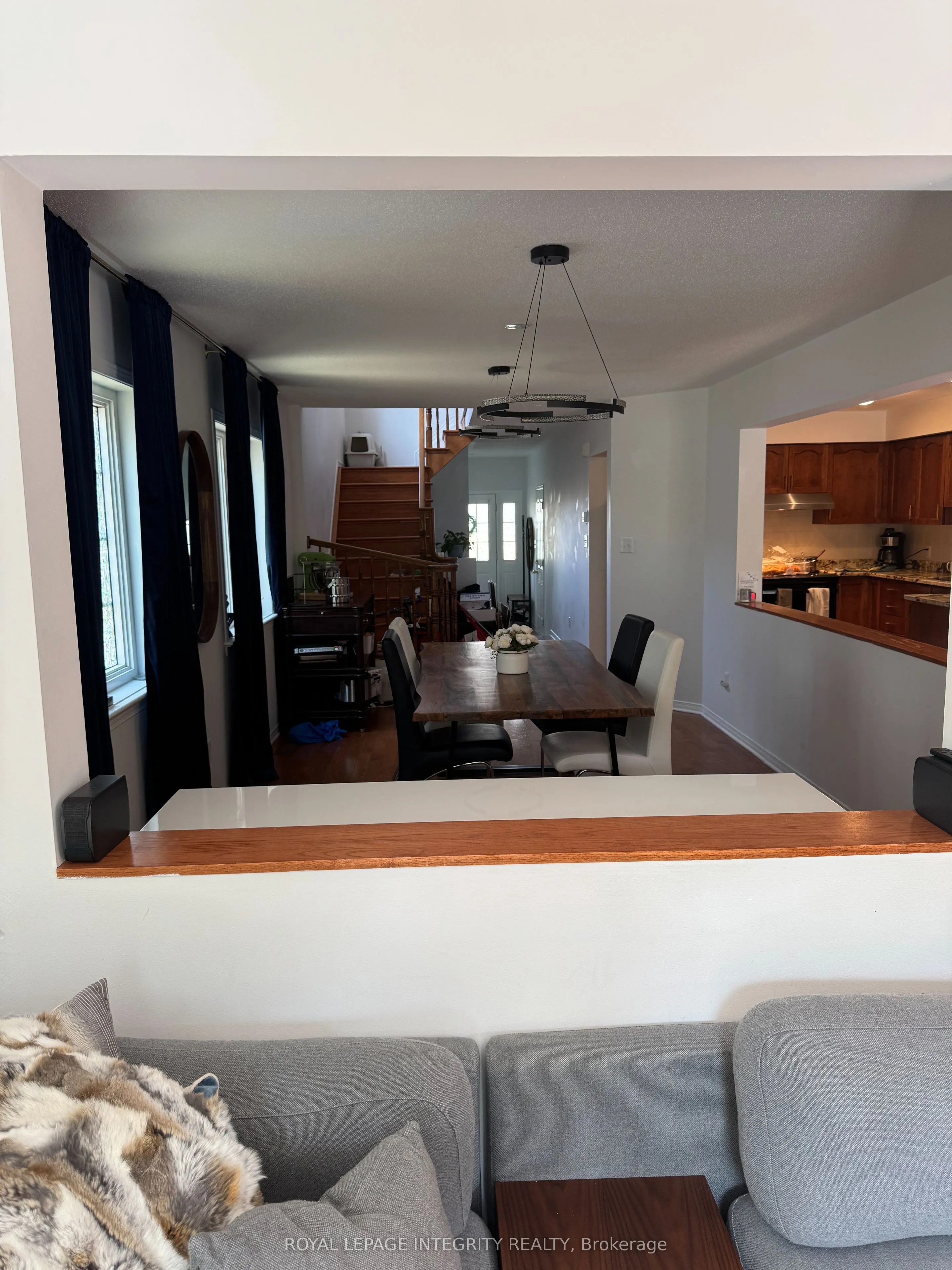 374 Wisteria Crescent