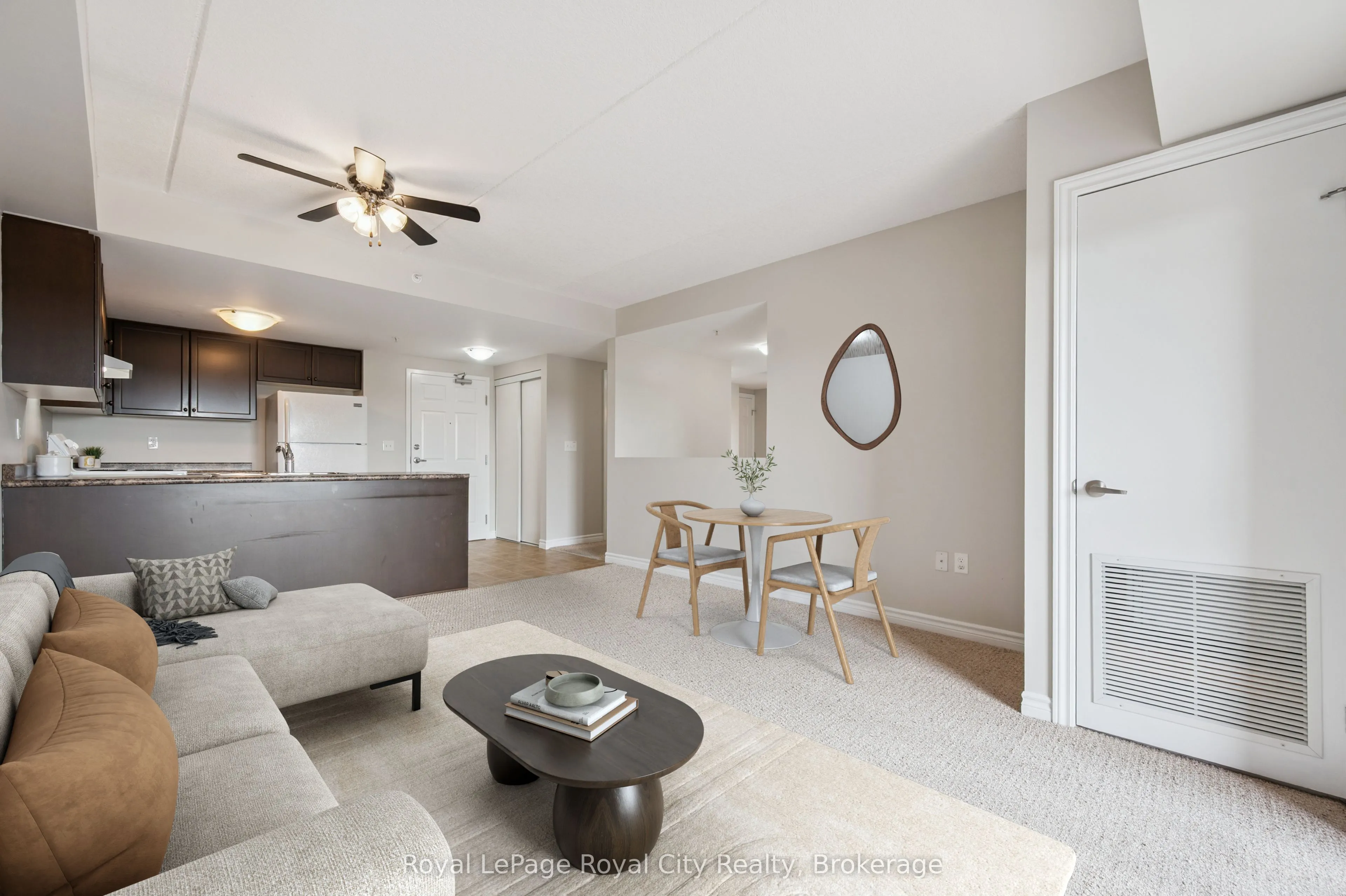 60 Lynnmore Street, #313