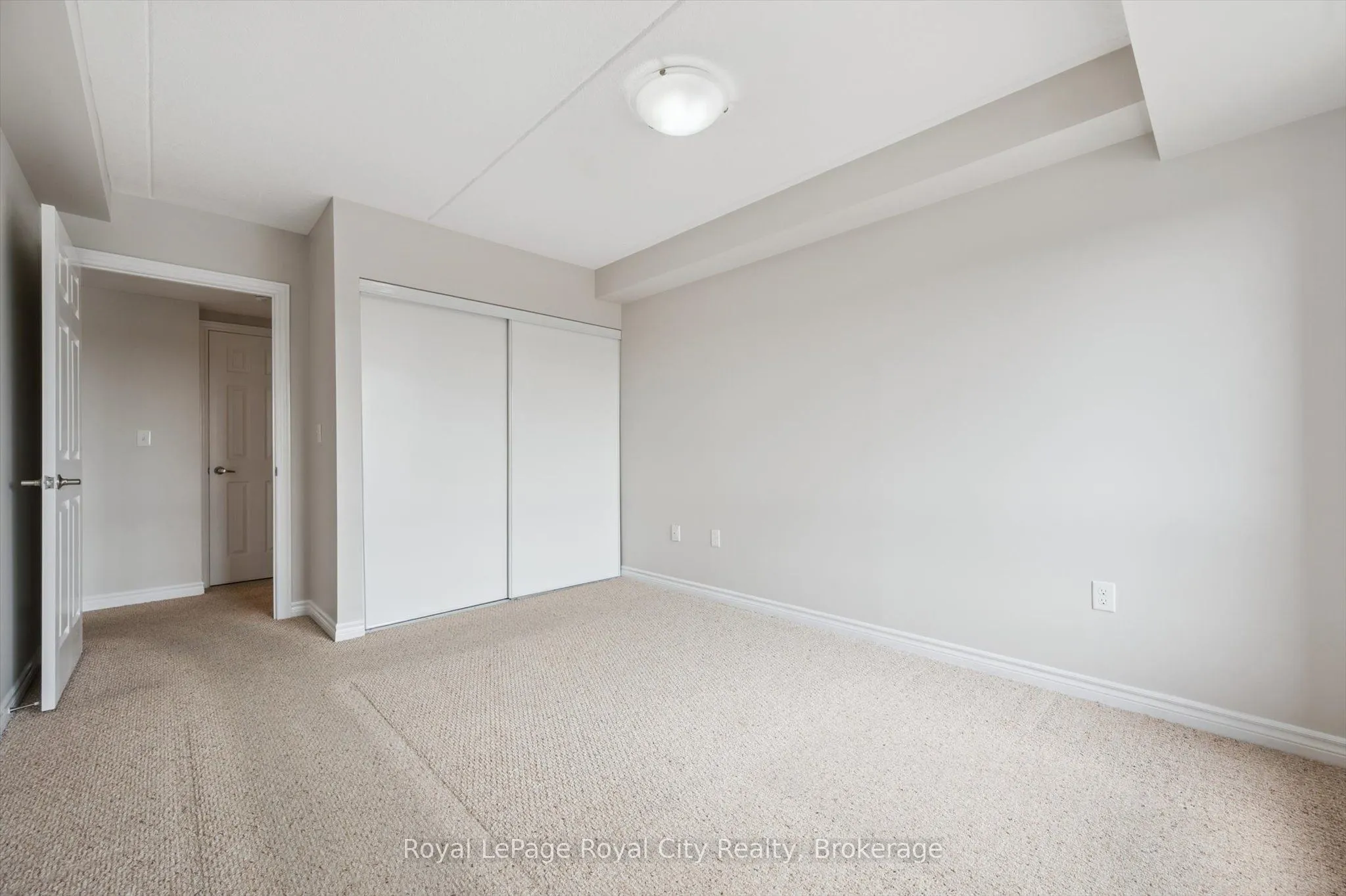 60 Lynnmore Street, #313