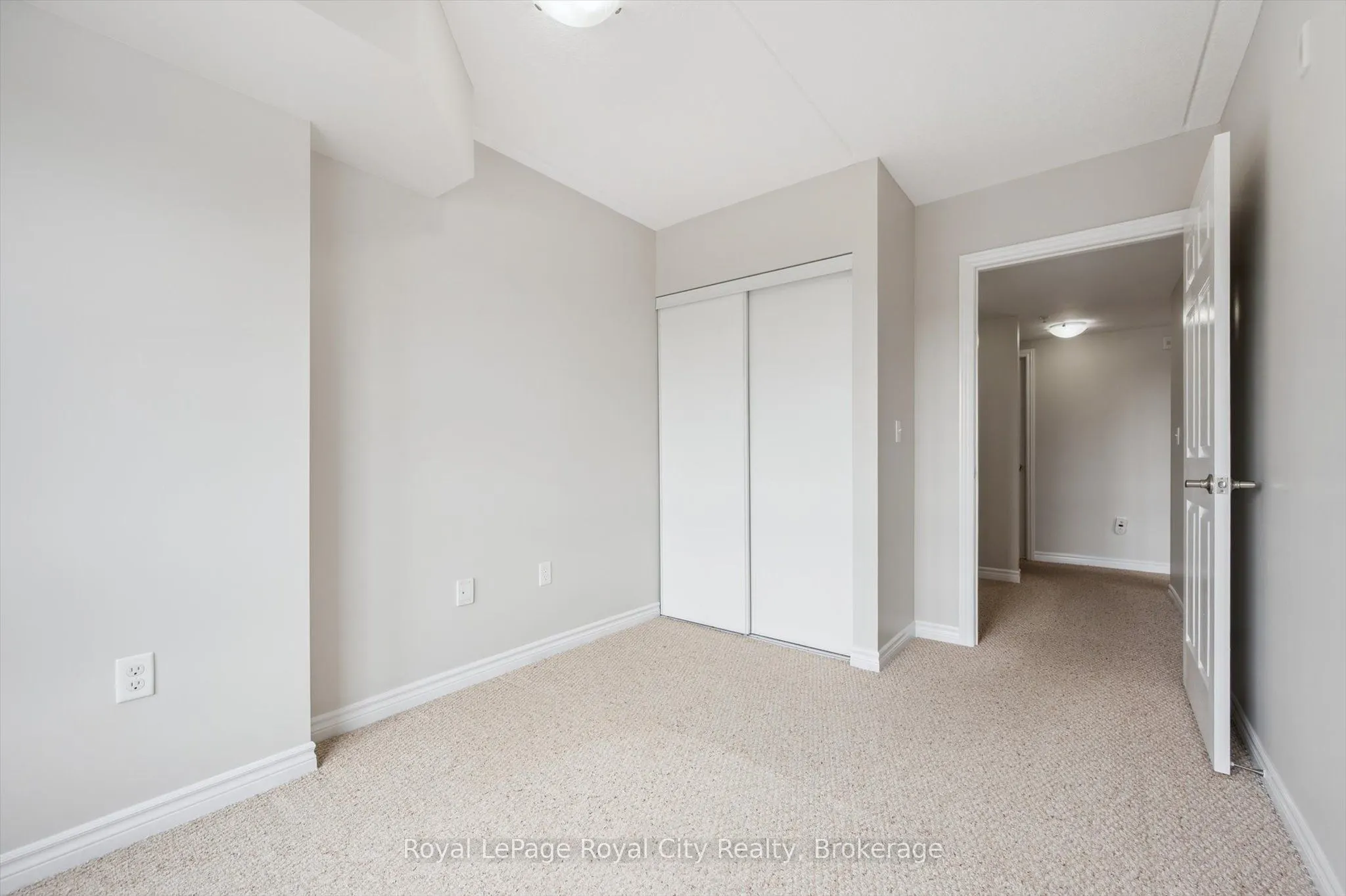 60 Lynnmore Street, #313