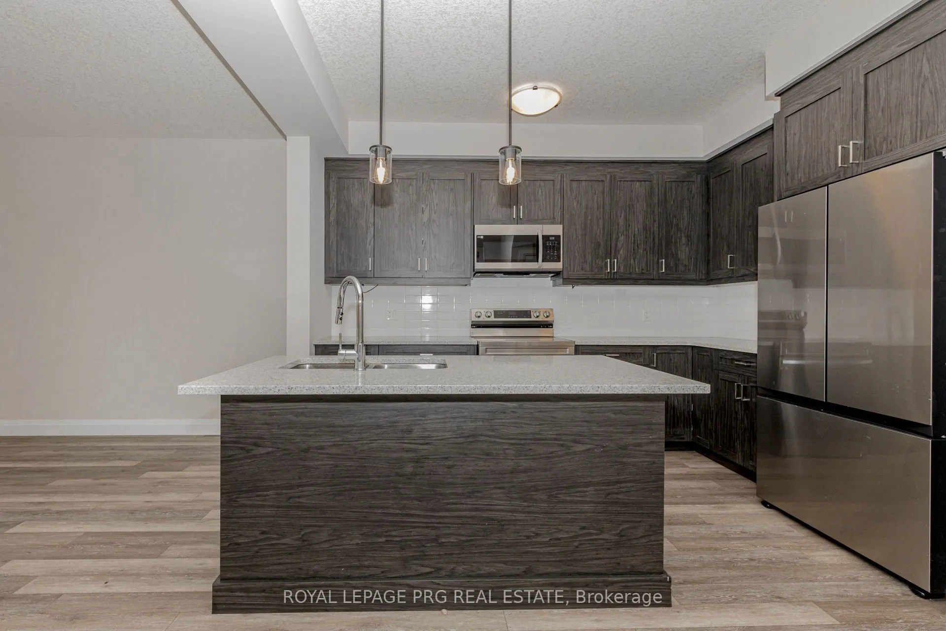 143 Elgin Street S, #6