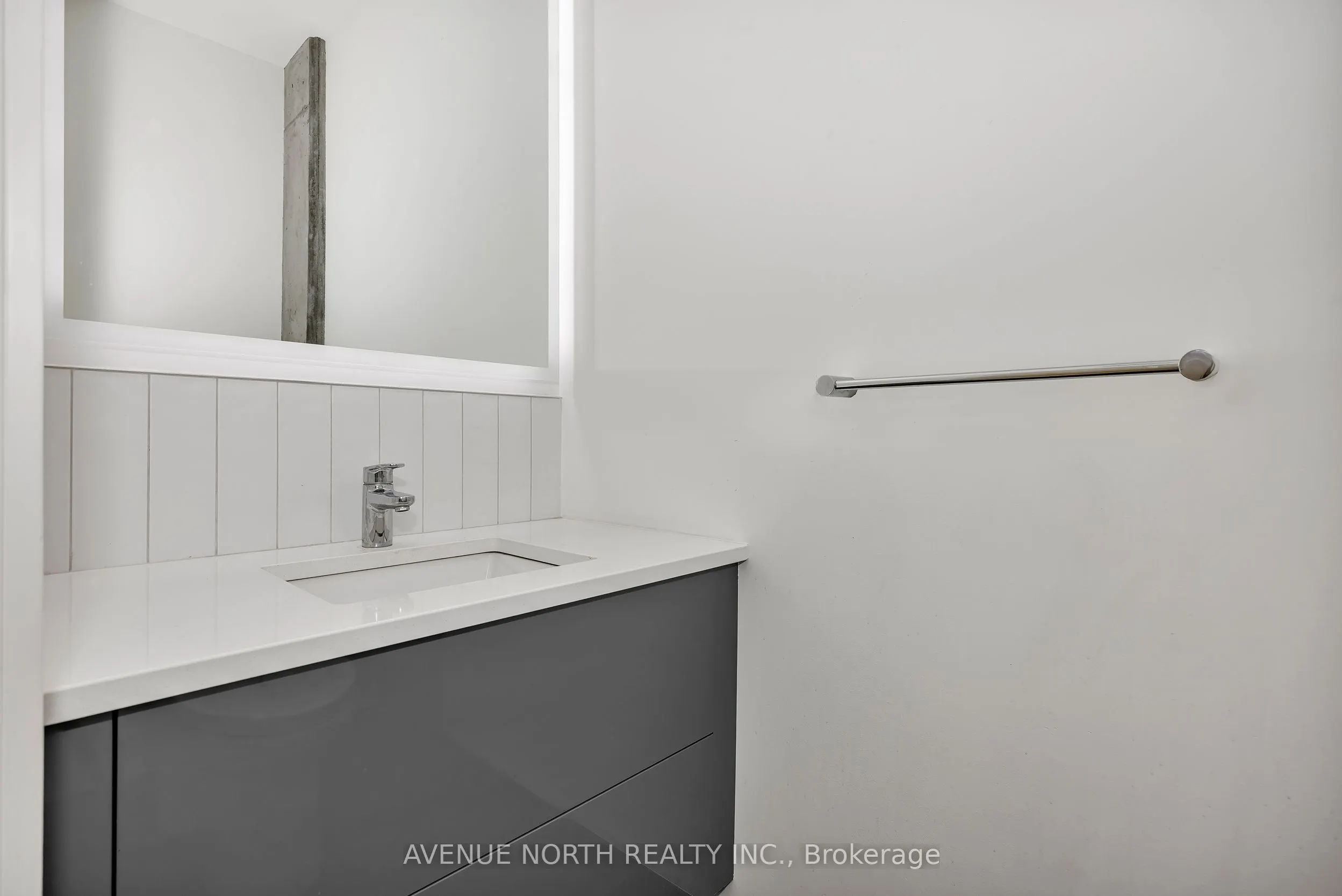 135 Barrette Street, #101