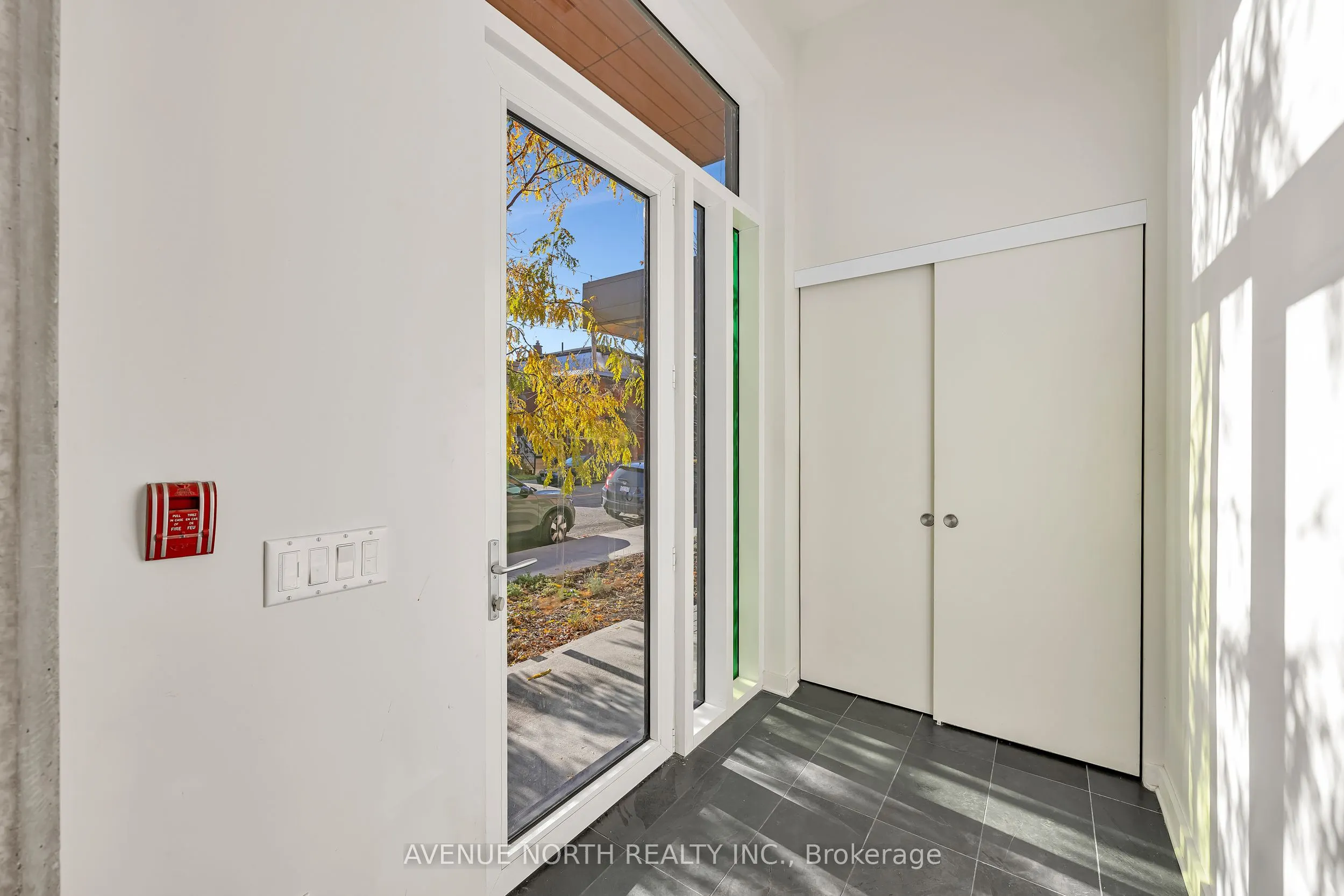 135 Barrette Street, #101