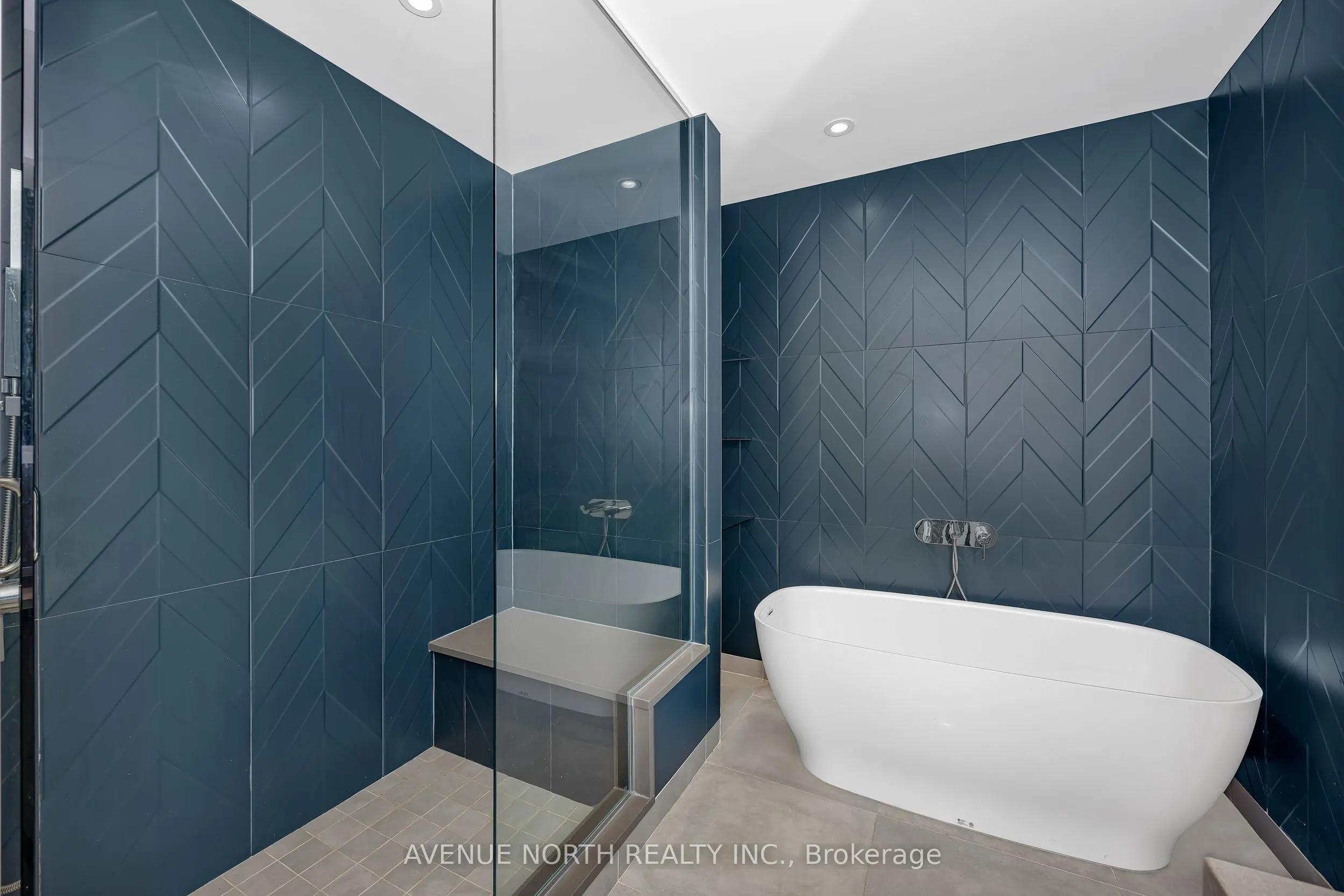 135 Barrette Street, #101