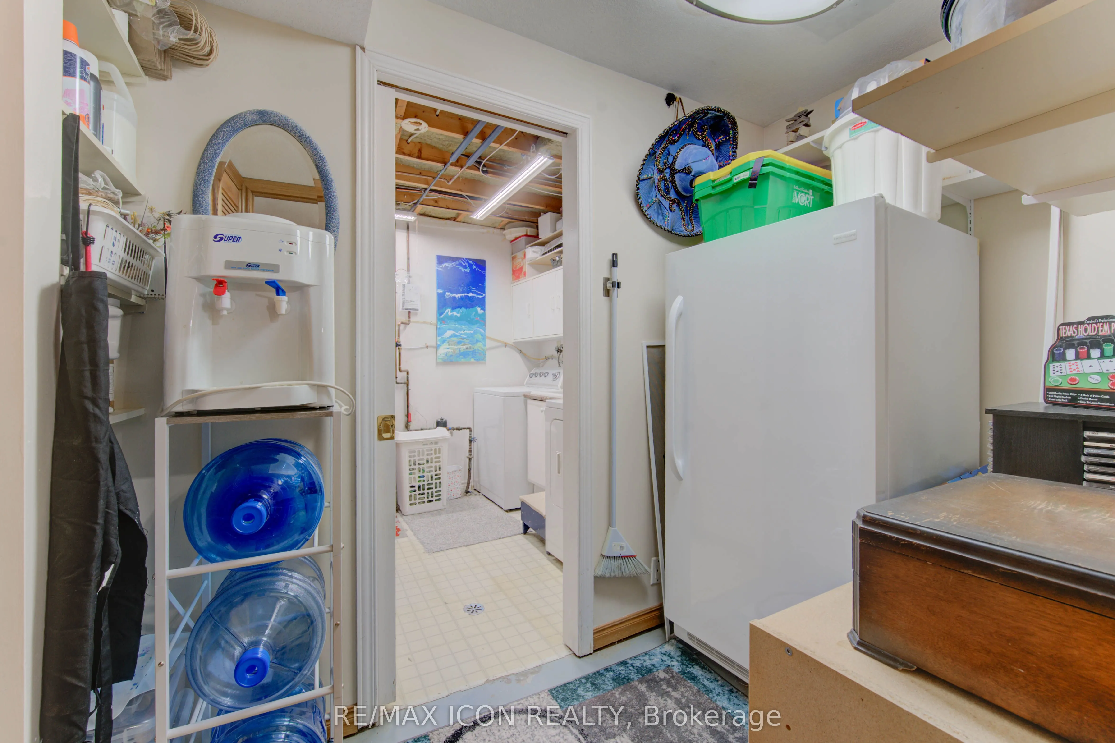 55 GRACEFIELD Crescent